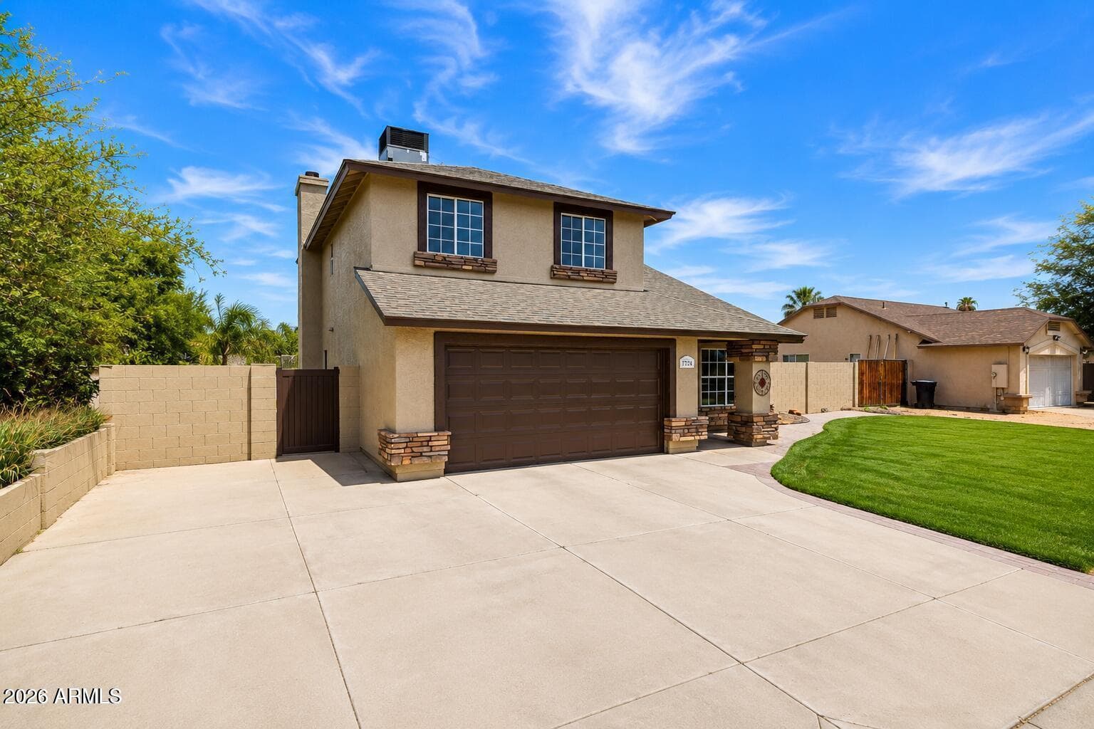 7726 W Cinnabar Avenue — photo 2