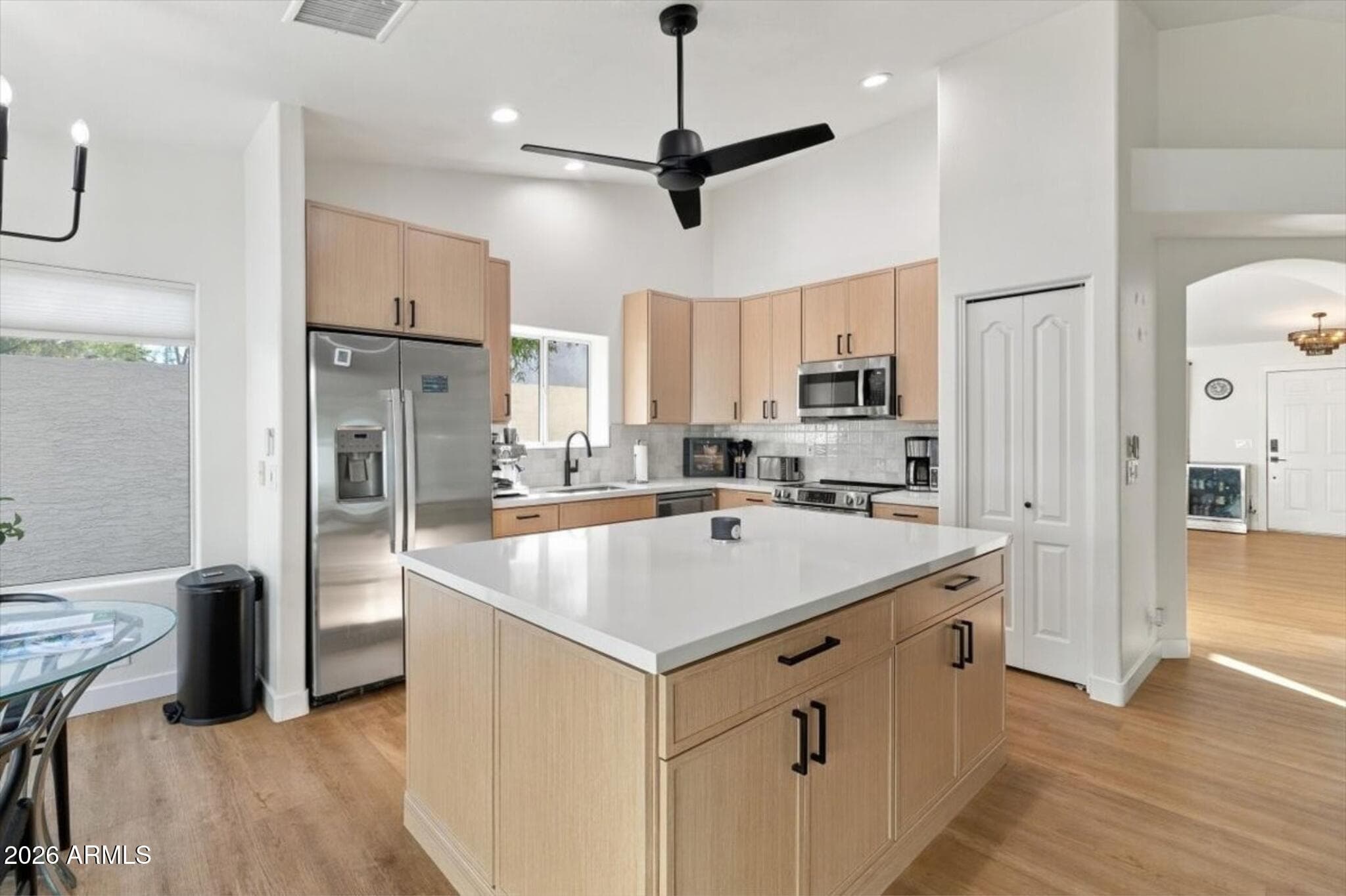 1436 E Charleston Avenue — photo 2