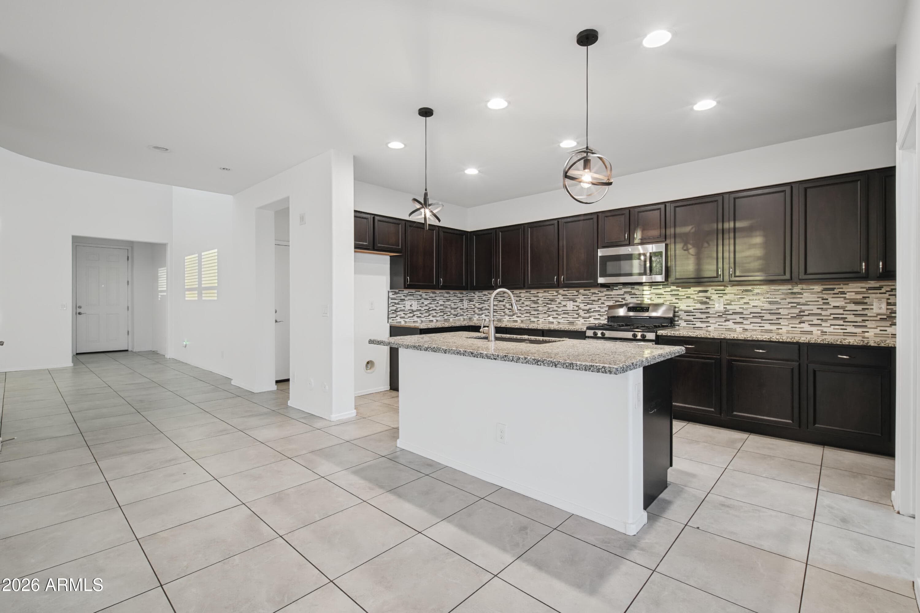 18575 W Pueblo Avenue — photo 6