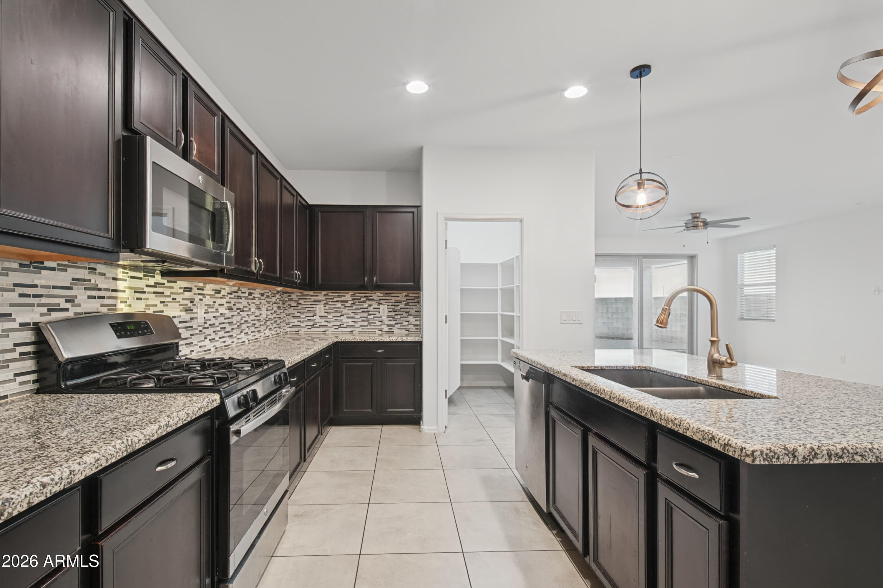 18575 W Pueblo Avenue — photo 4