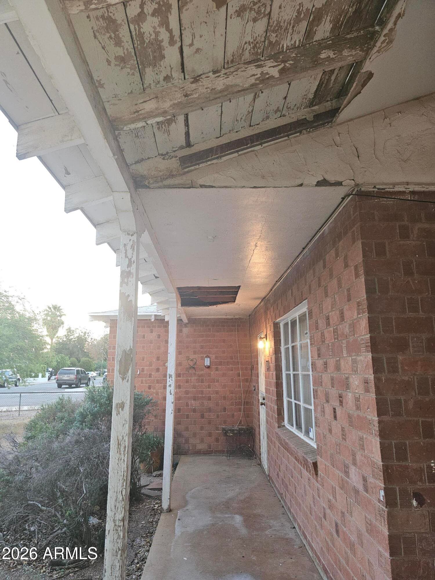 2945 E Culver Street — photo 2