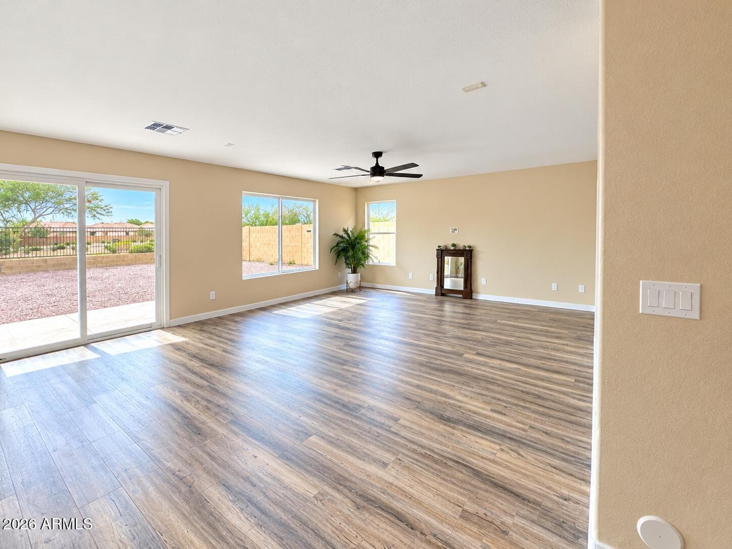 15283 W Adams Street — photo 7