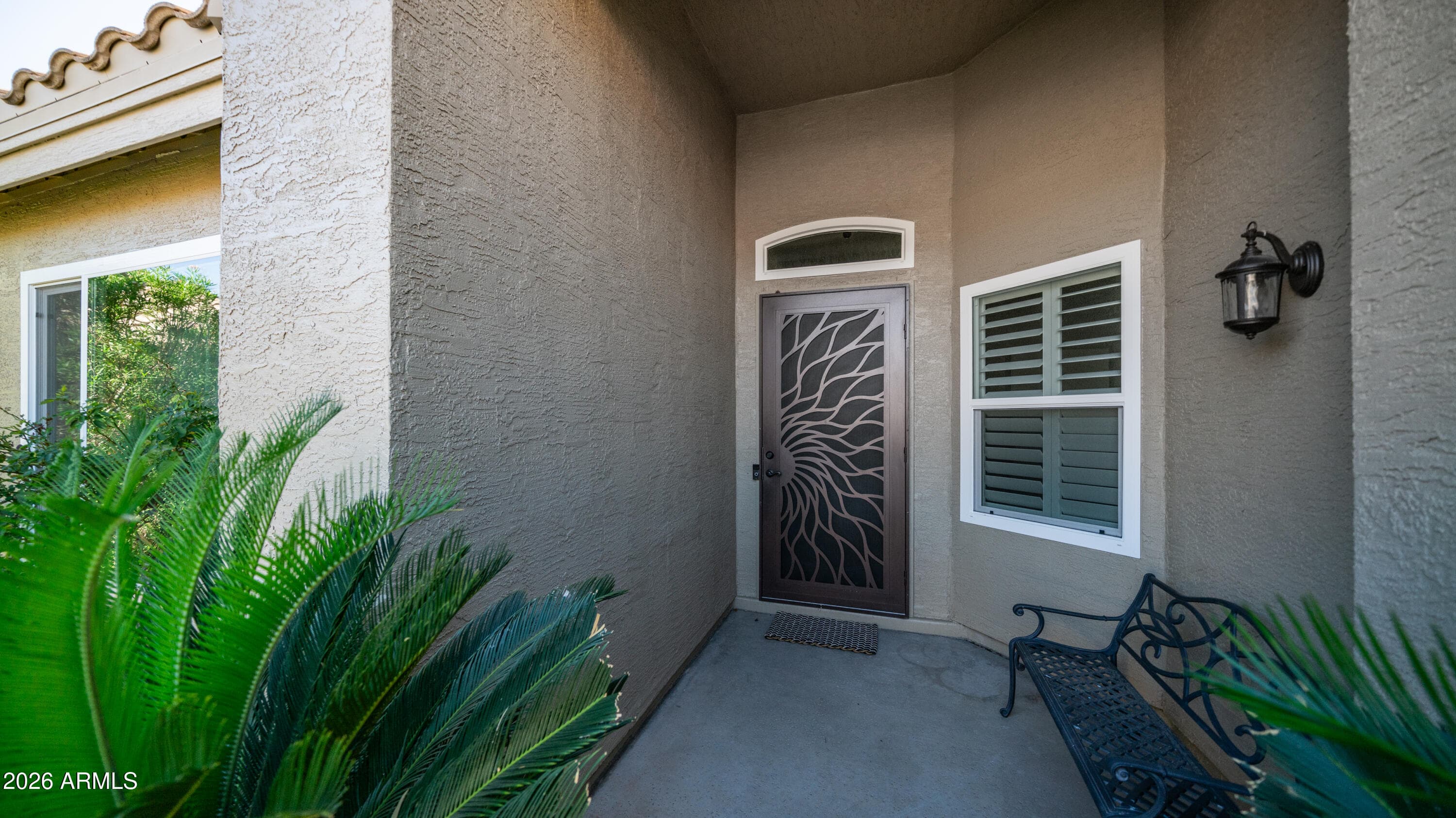 537 W Mountain Vista Drive — photo 2