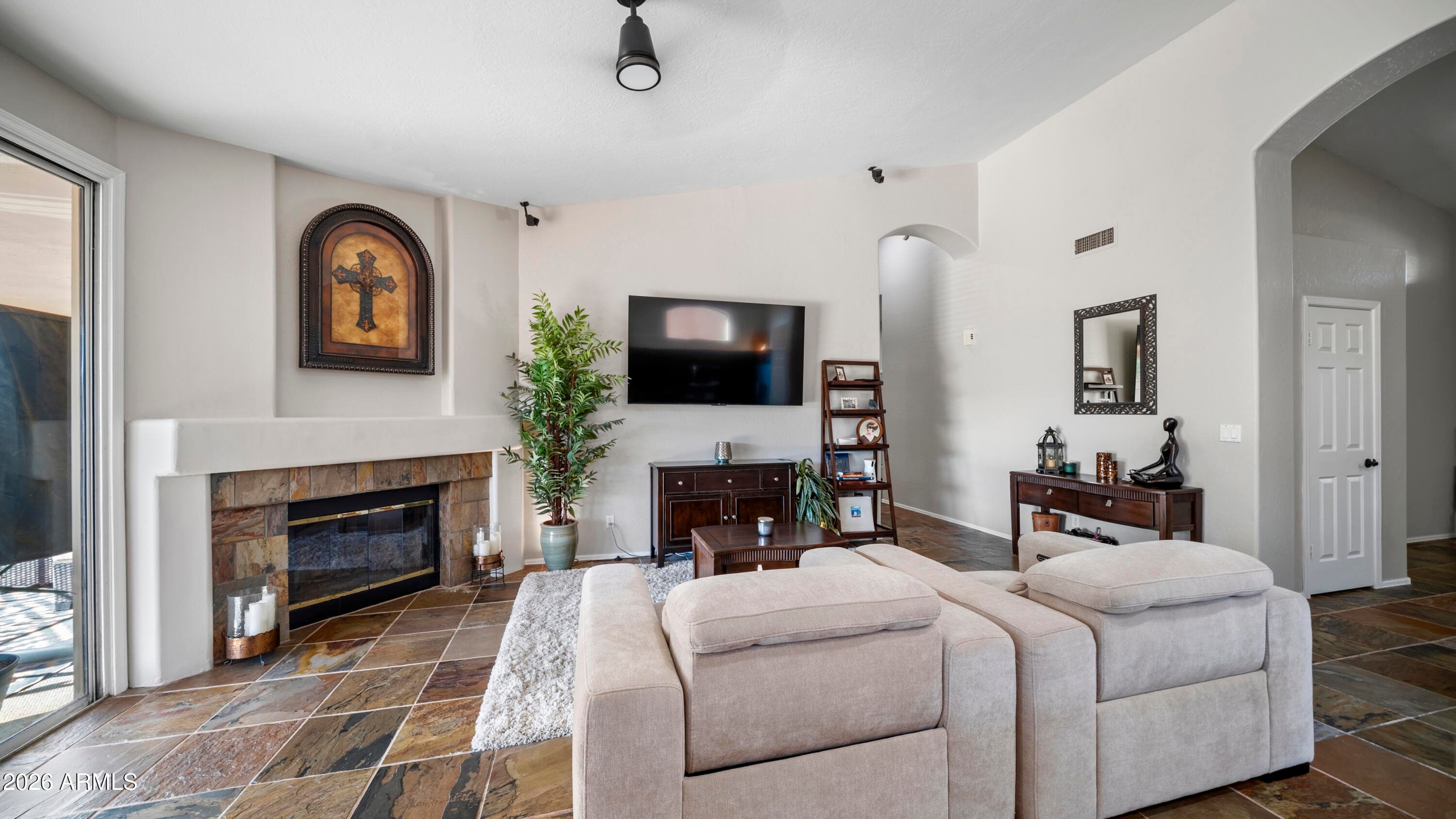 537 W Mountain Vista Drive — photo 8