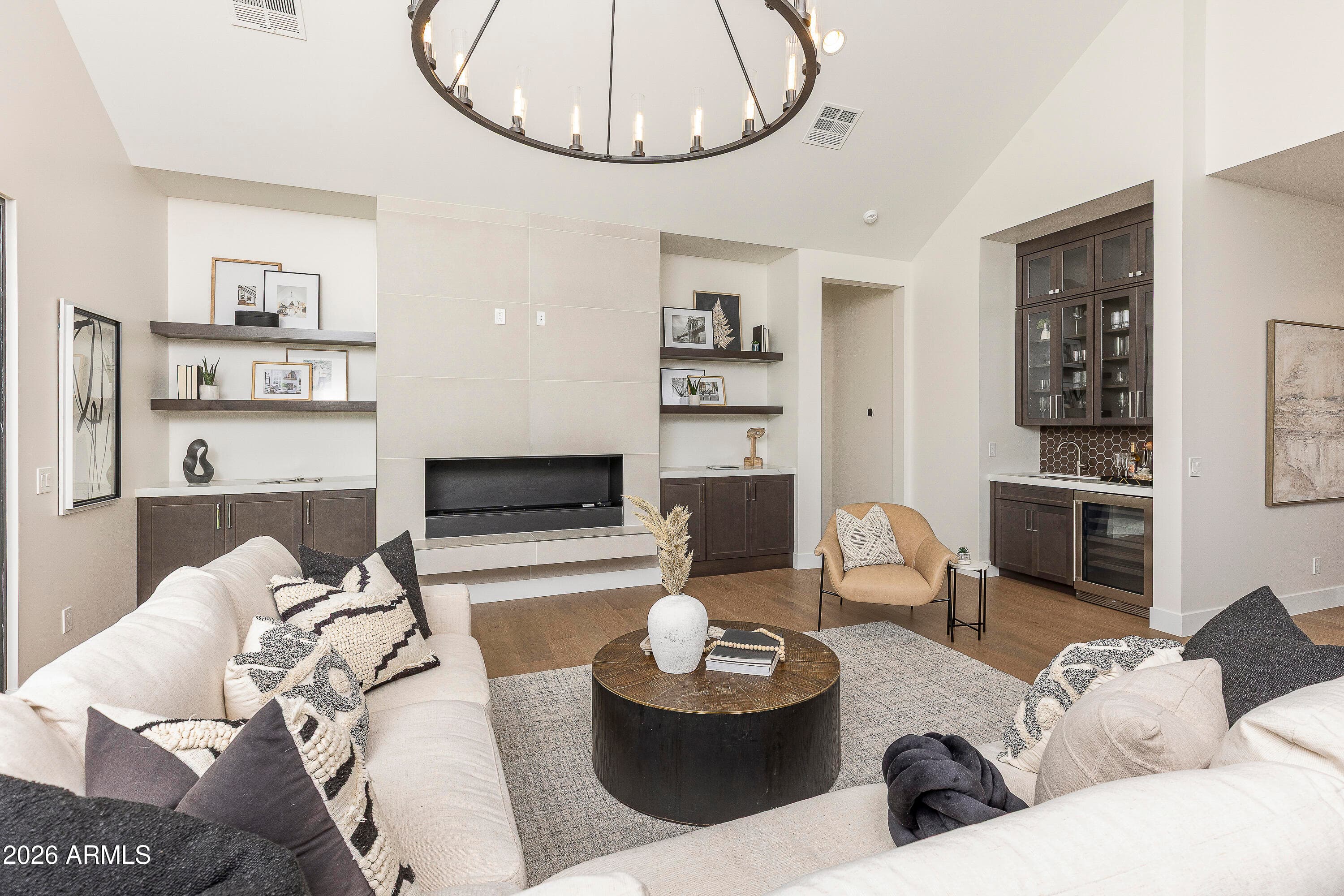 3025 E Rosemonte Drive — photo 3
