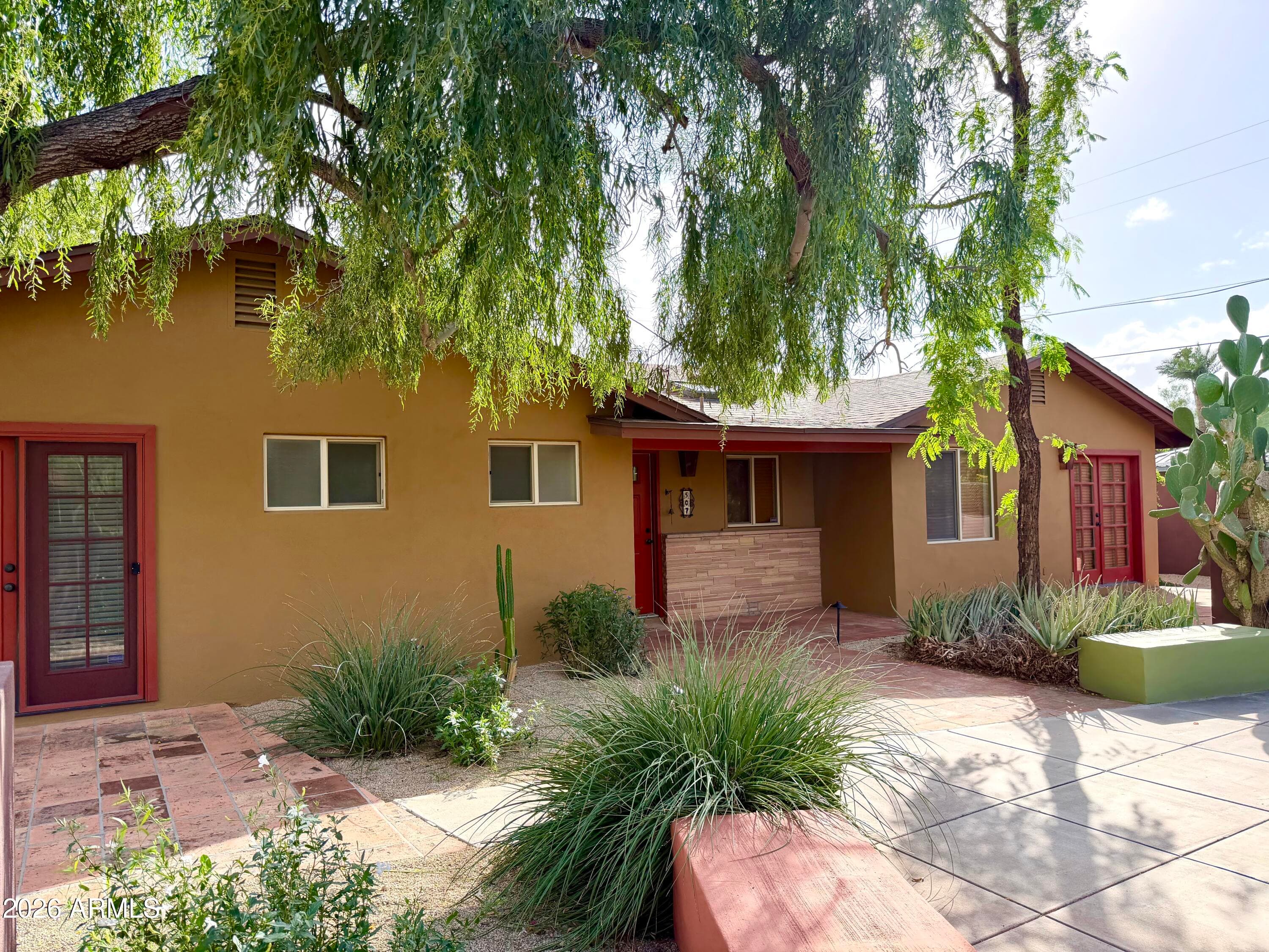 507 E Solana Drive — photo 4