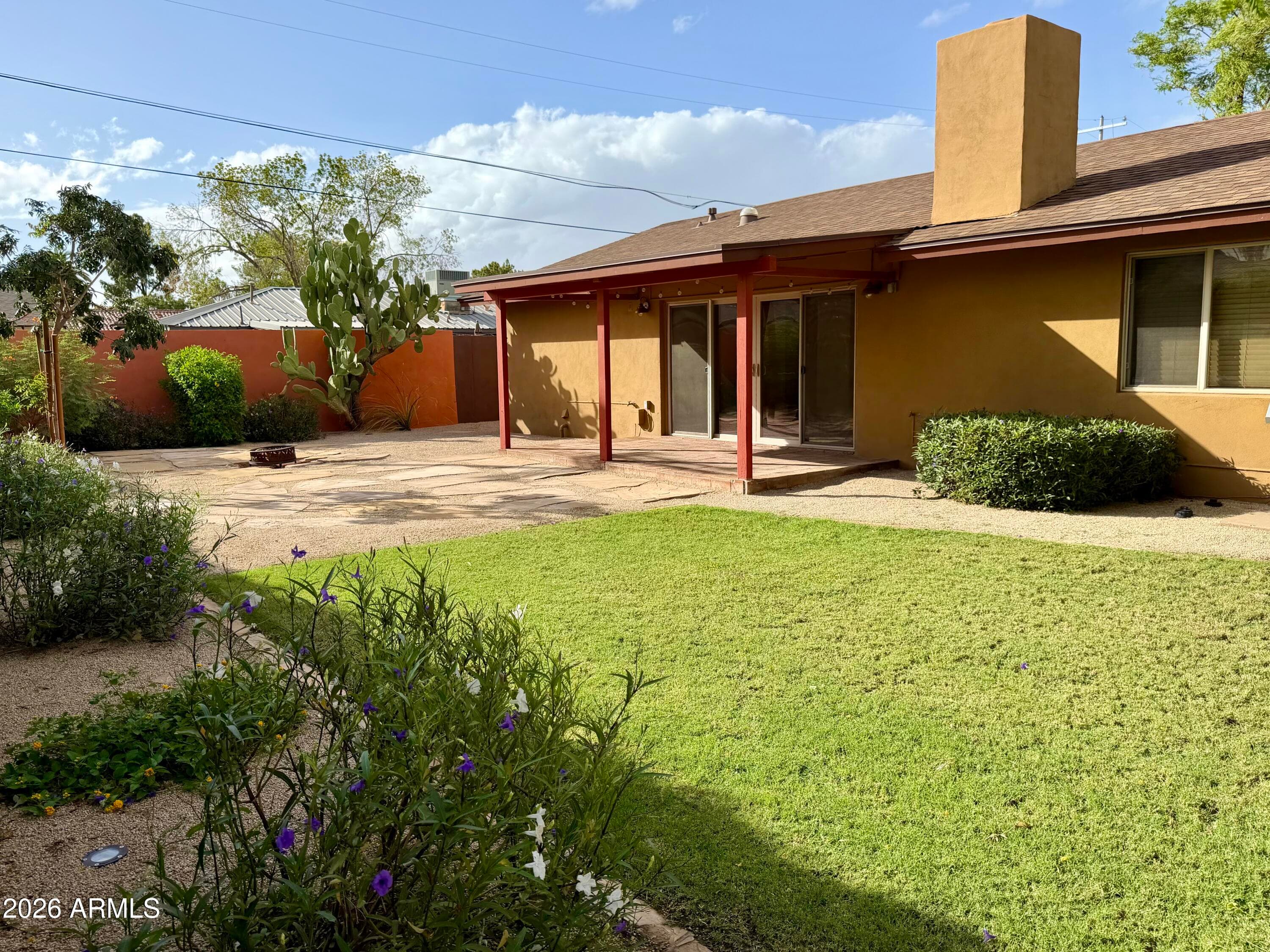 507 E Solana Drive — photo 8
