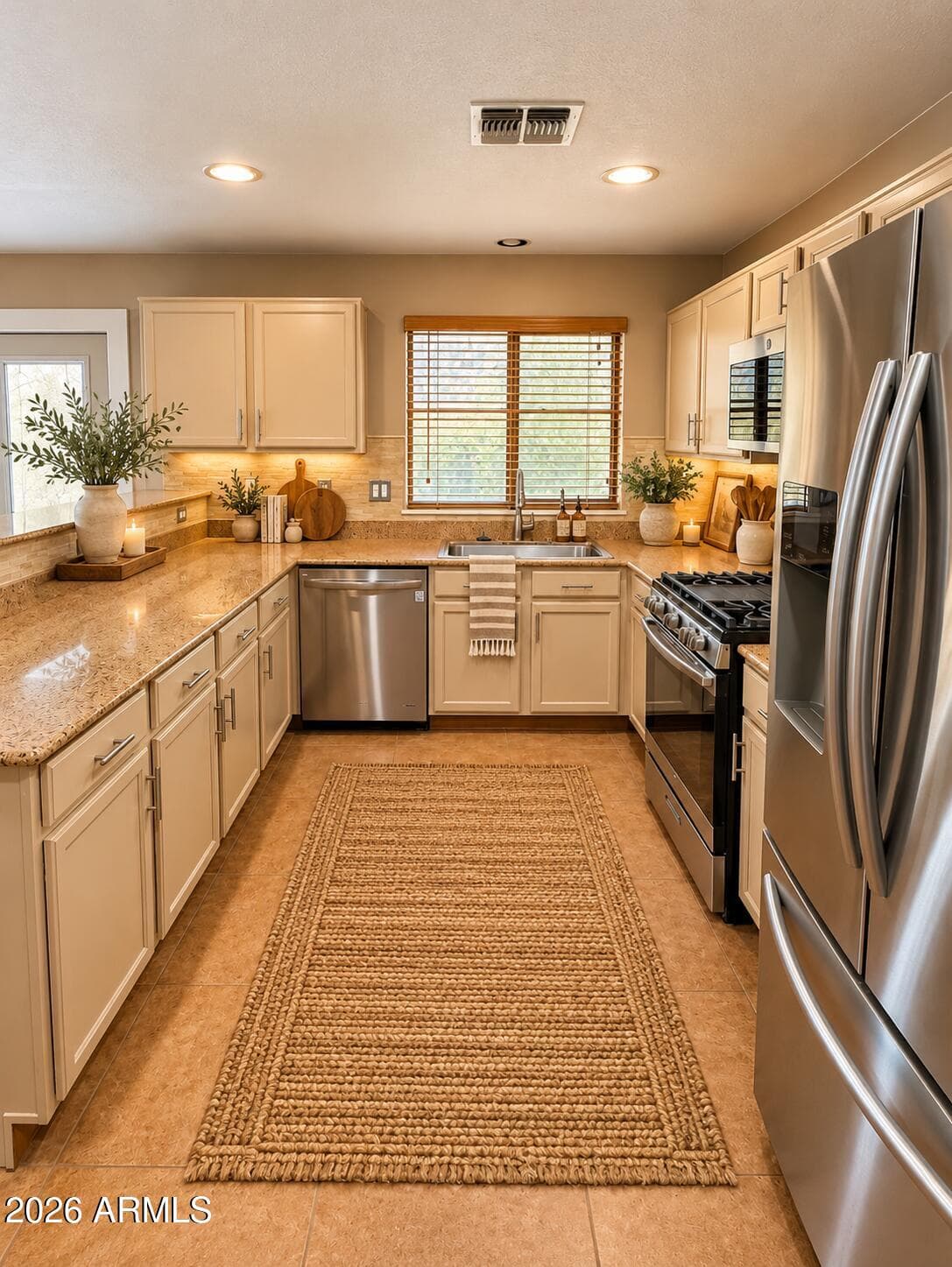 3903 E Jasper Drive — photo 4