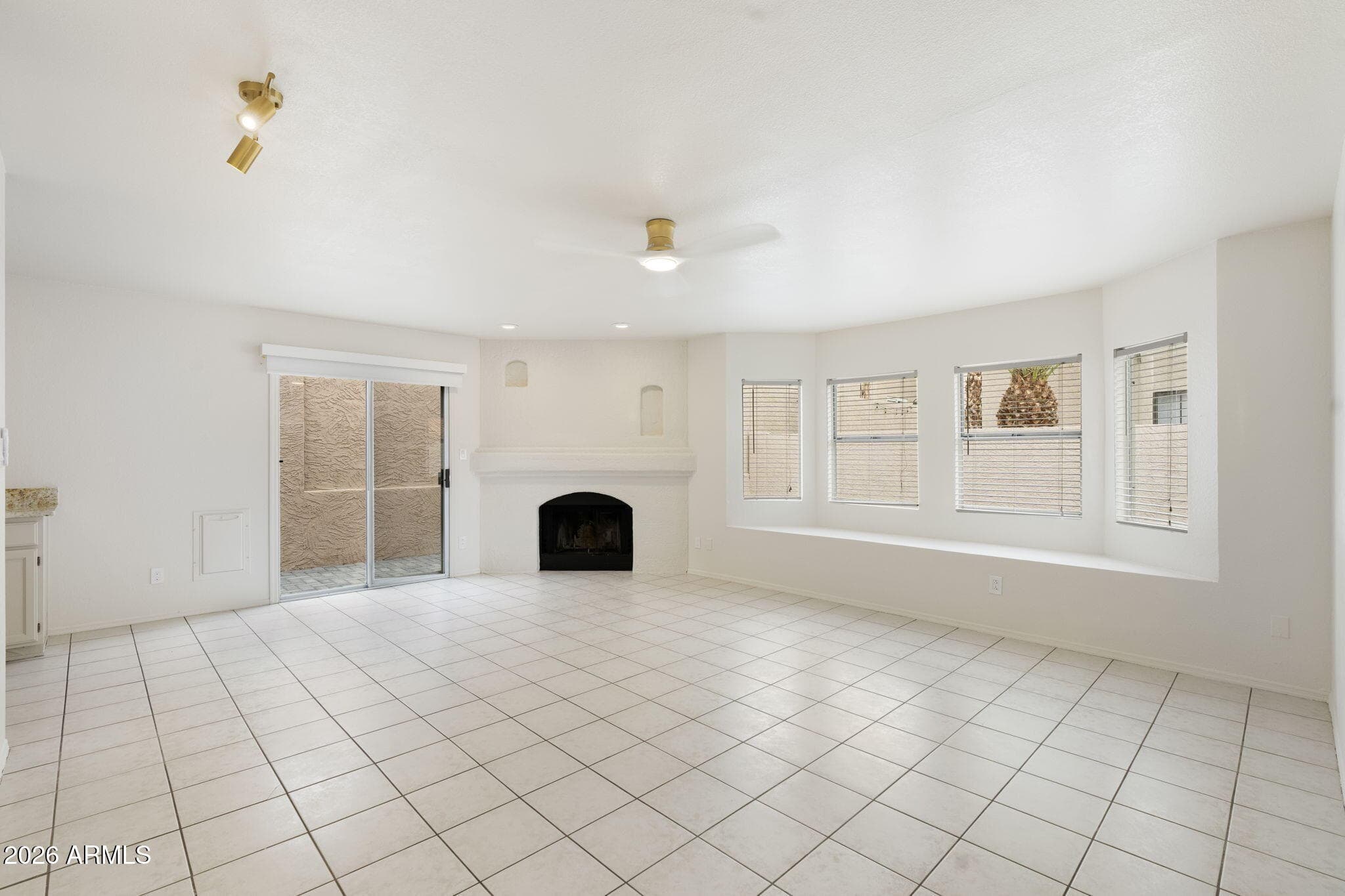 10936 E Gary Road — photo 8