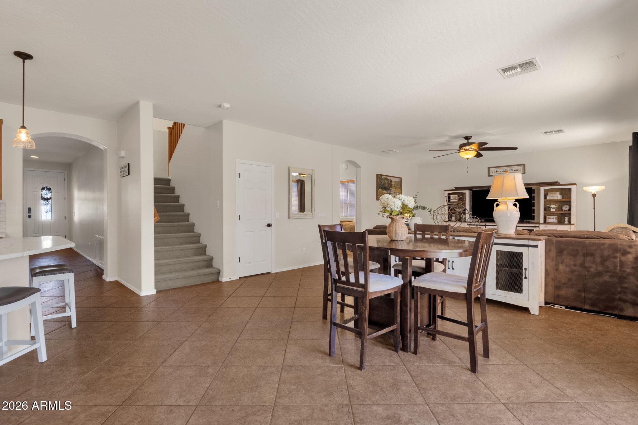 8335 W Molly Lane — photo 3