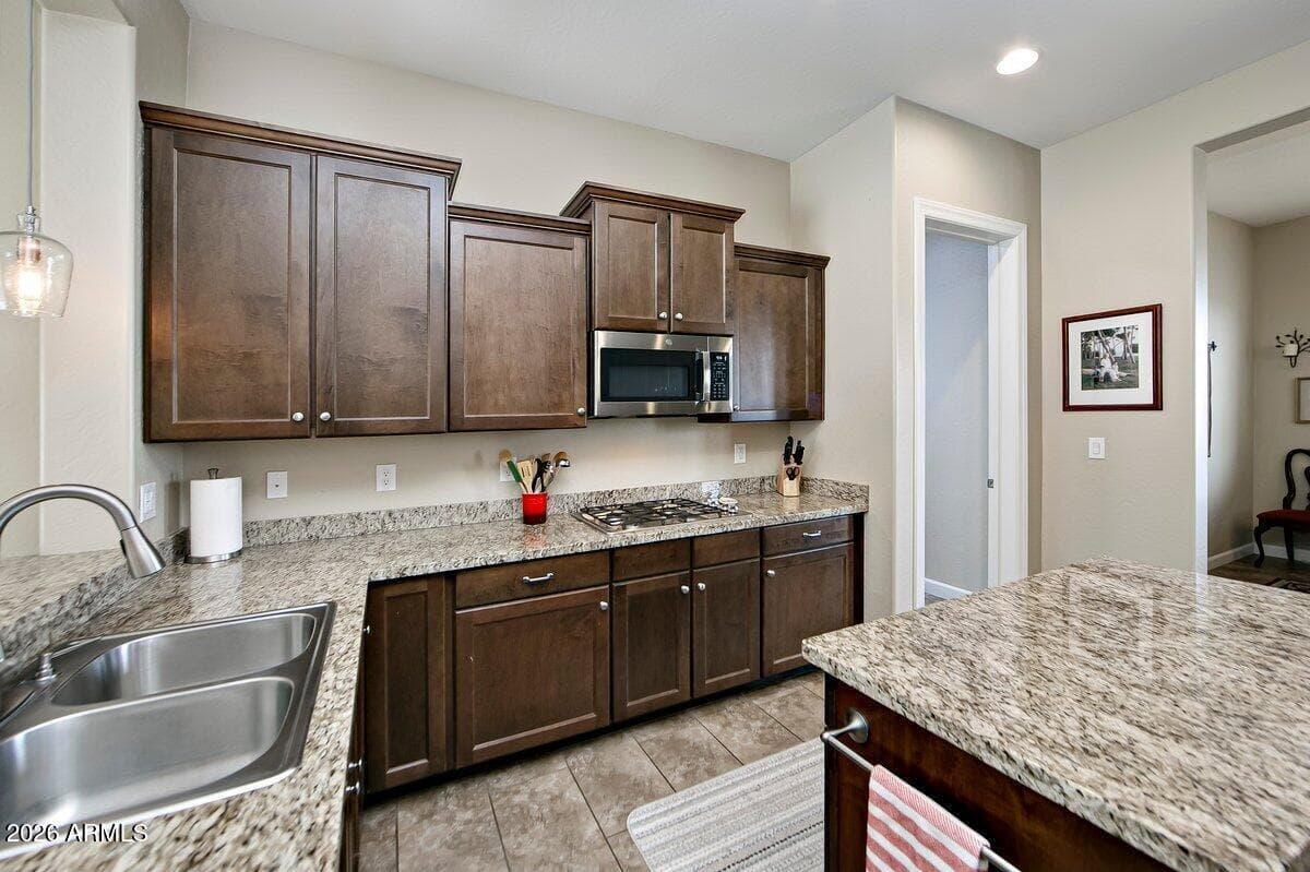 1751 Ascott Street — photo 8