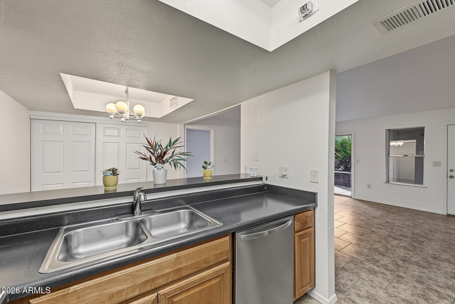 1645 W Baseline Road 1085