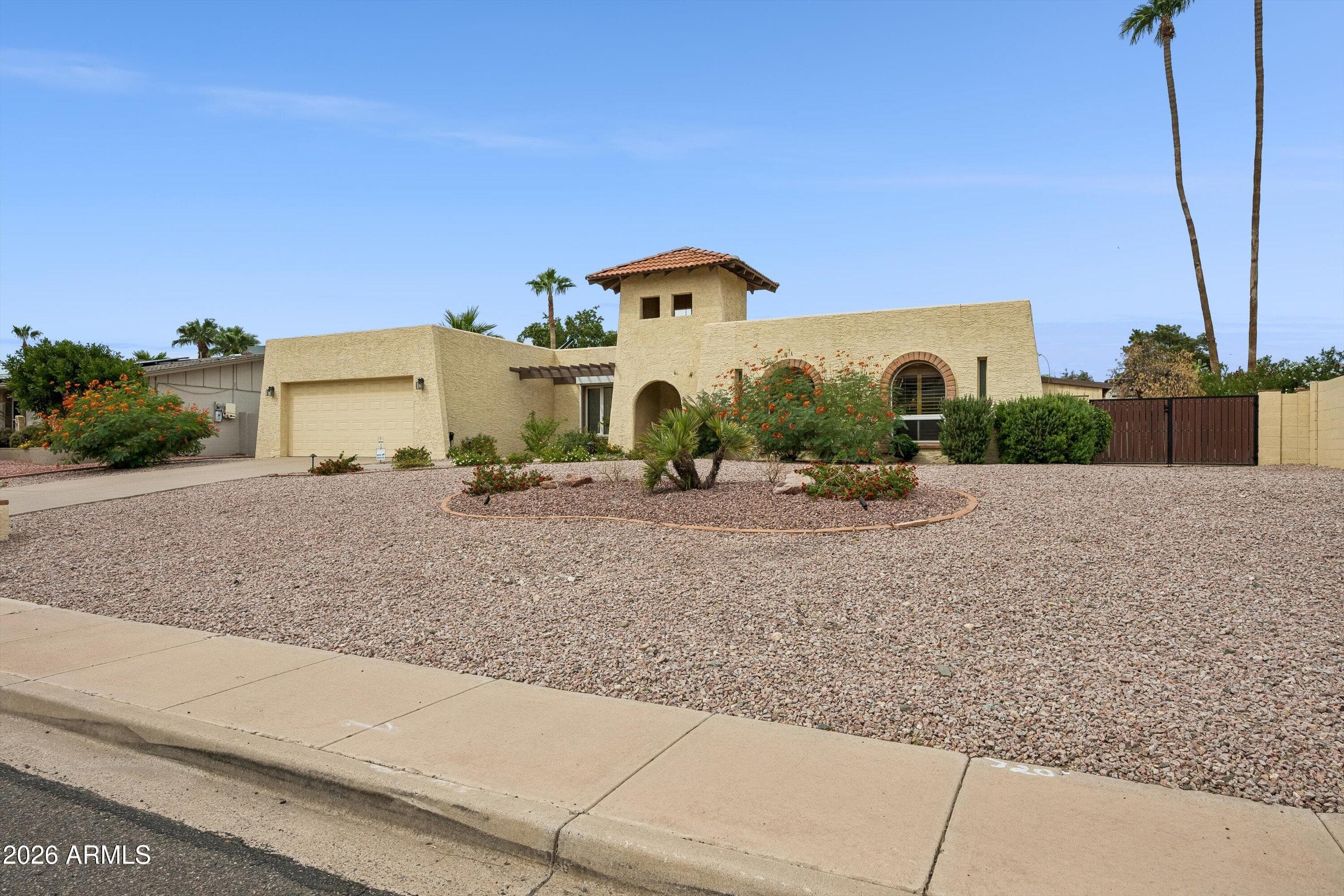 2930 E Acoma Drive E — photo 2