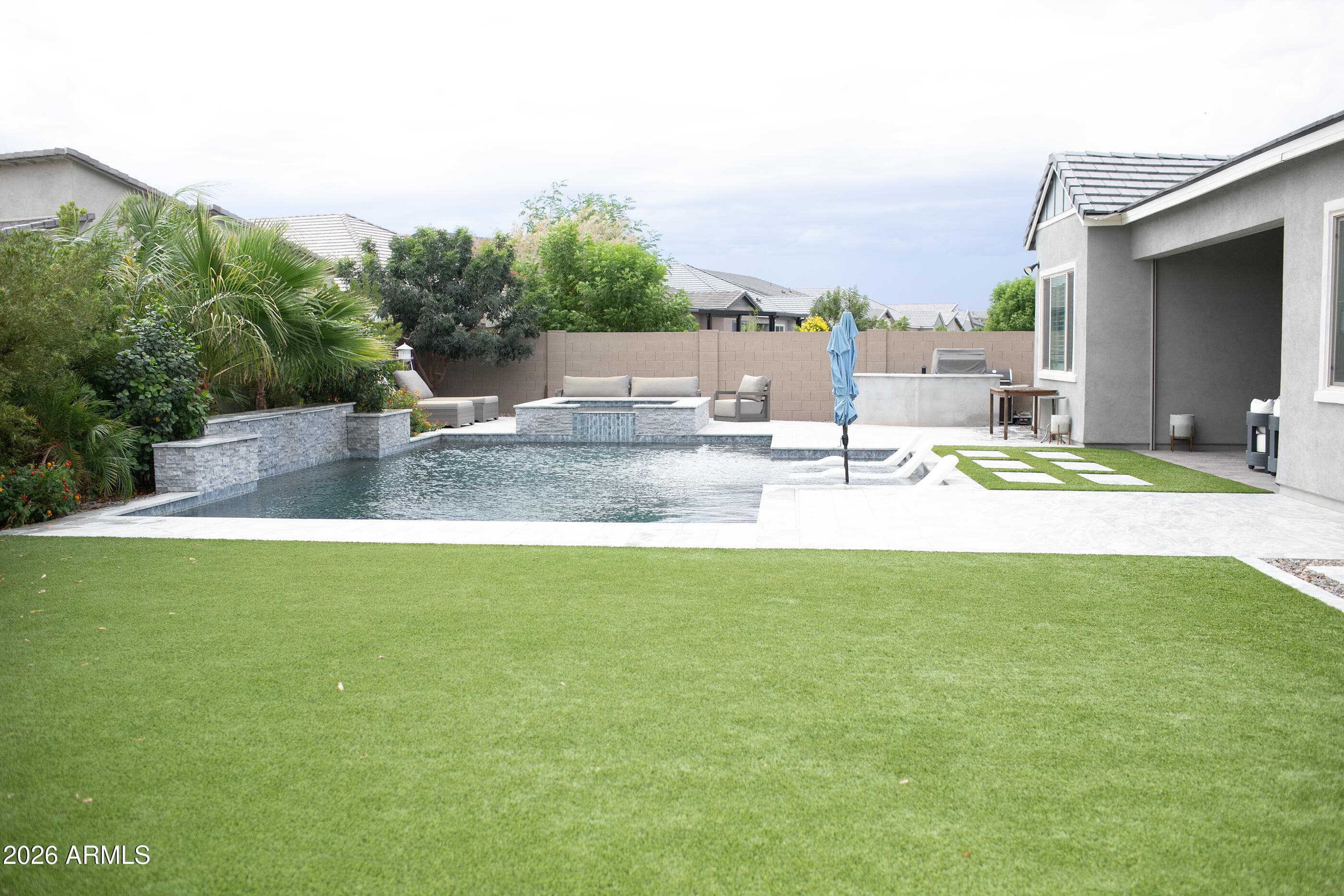 1347 E Ficus Way — photo 8