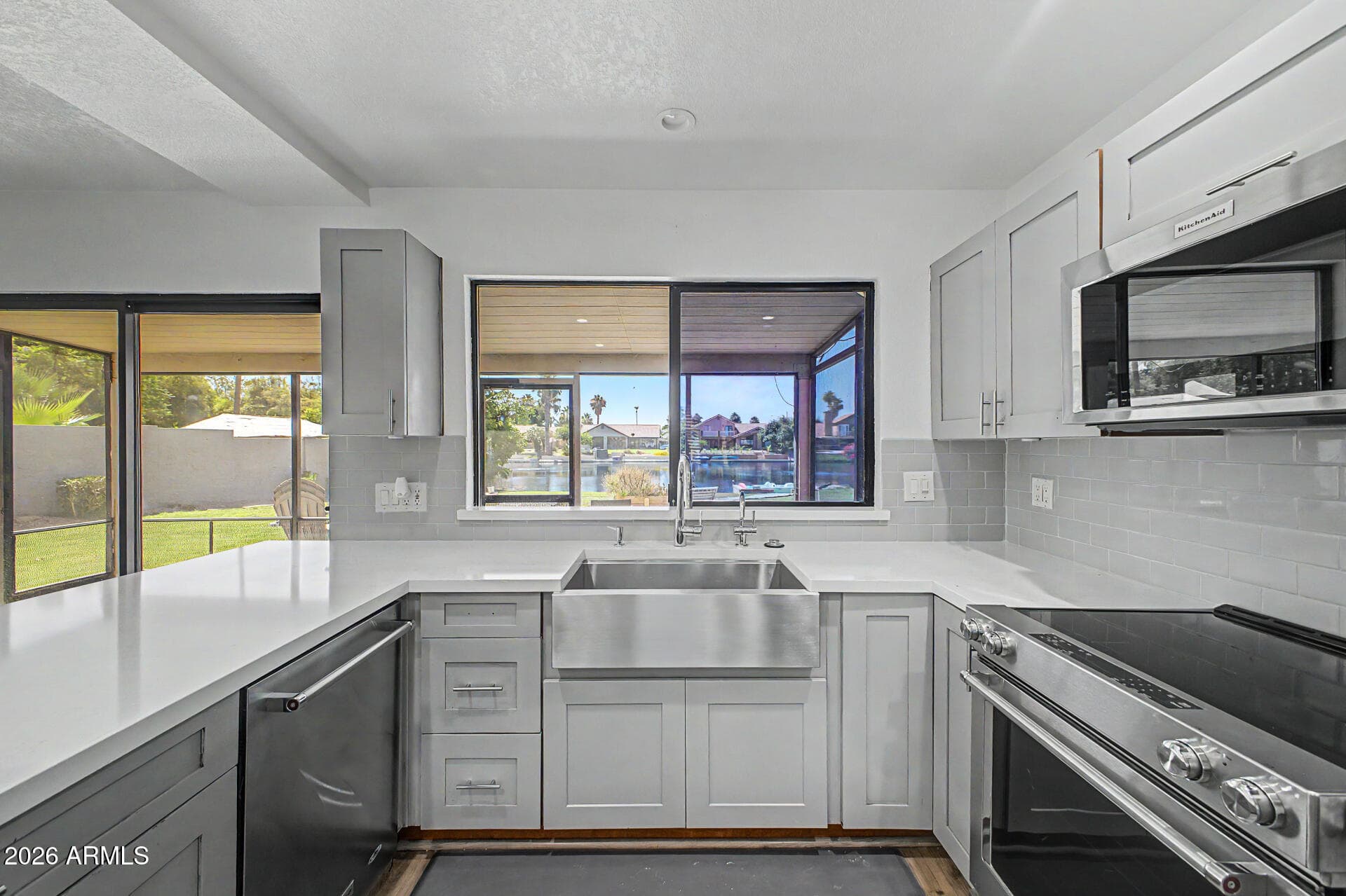 125 S Lakeview Boulevard — photo 4