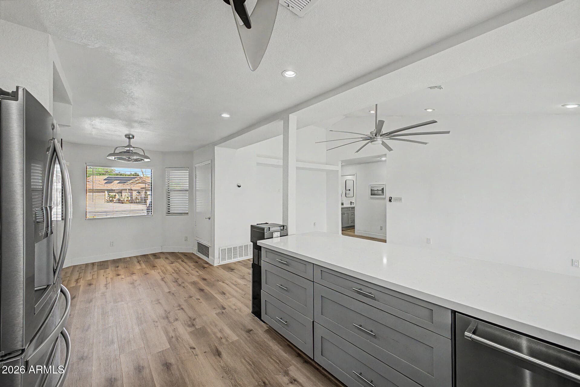 125 S Lakeview Boulevard — photo 8