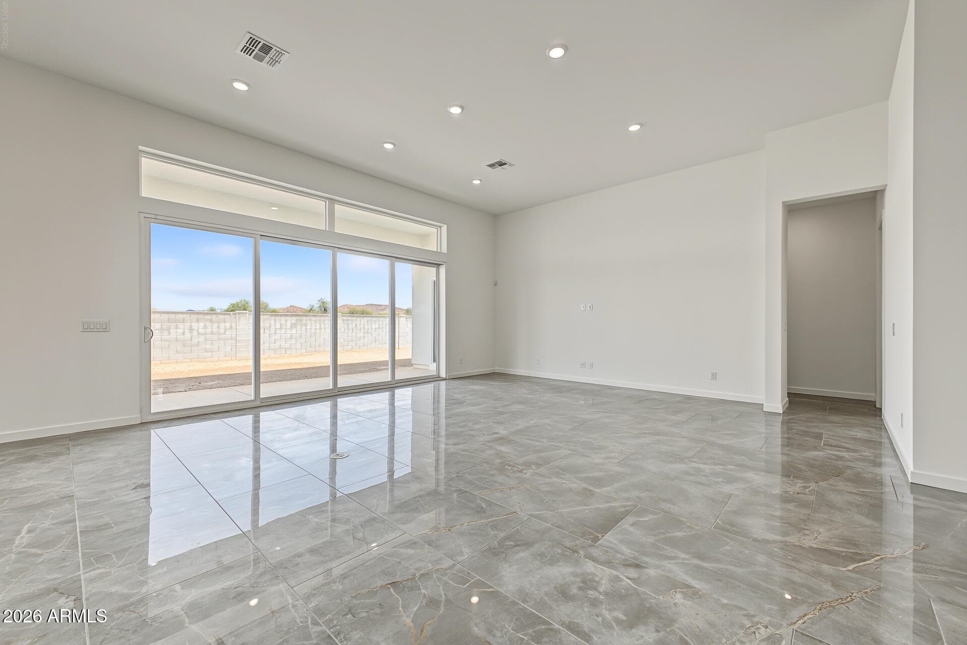 13718 W Hackamore Drive — photo 8