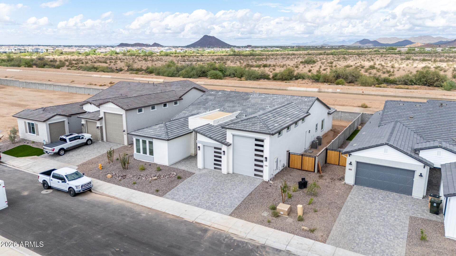 13718 W Hackamore Drive — photo 2