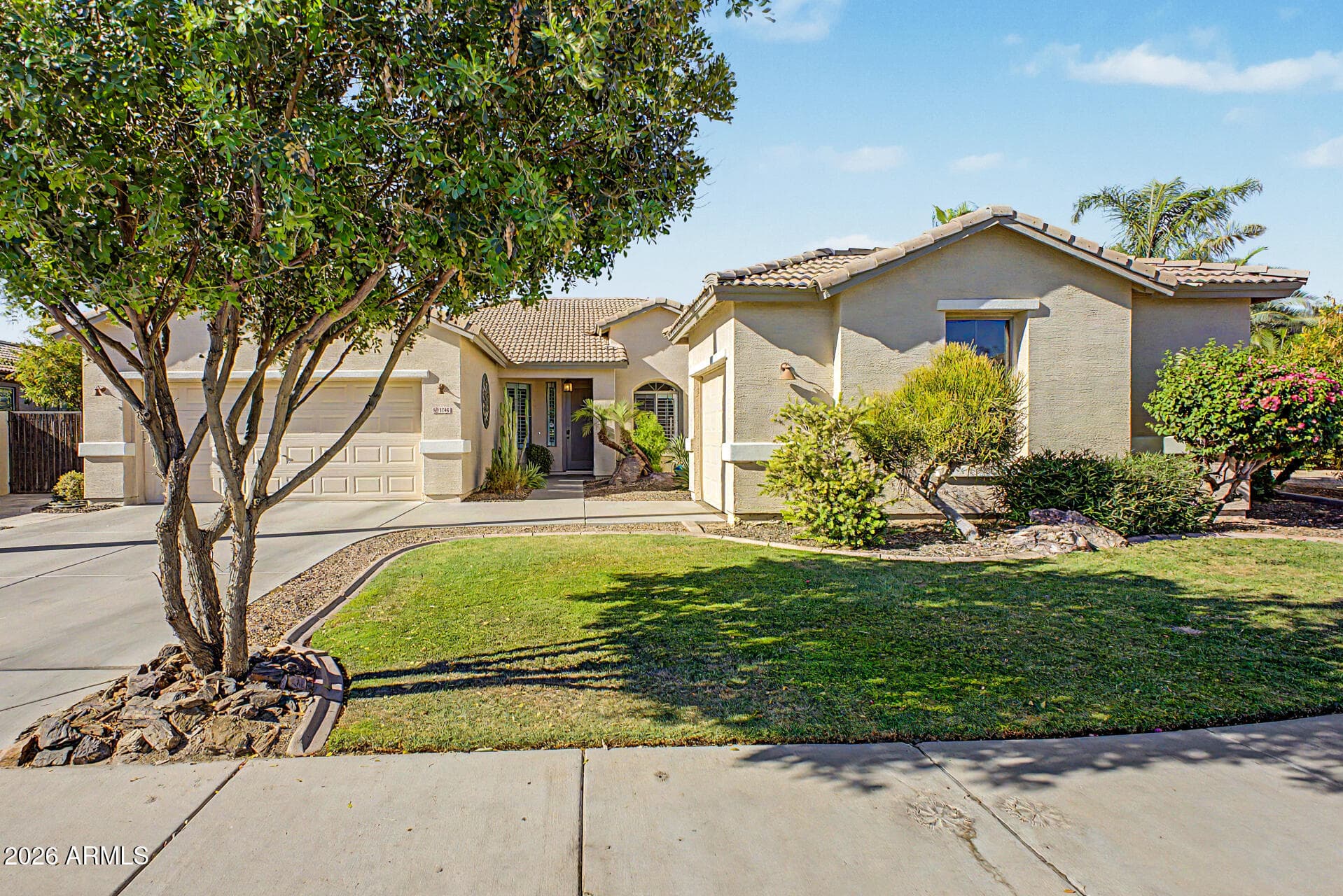 1748 E Iris Drive — photo 4
