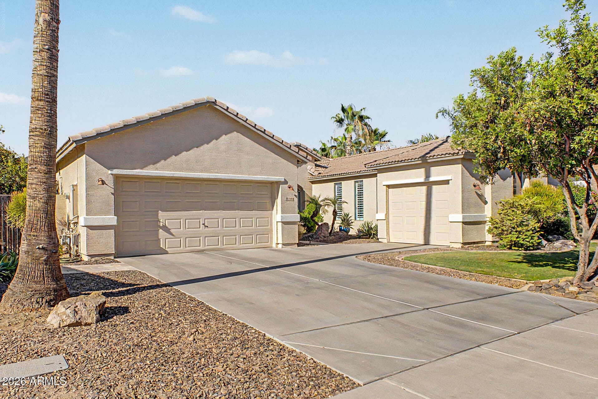 1748 E Iris Drive — photo 5