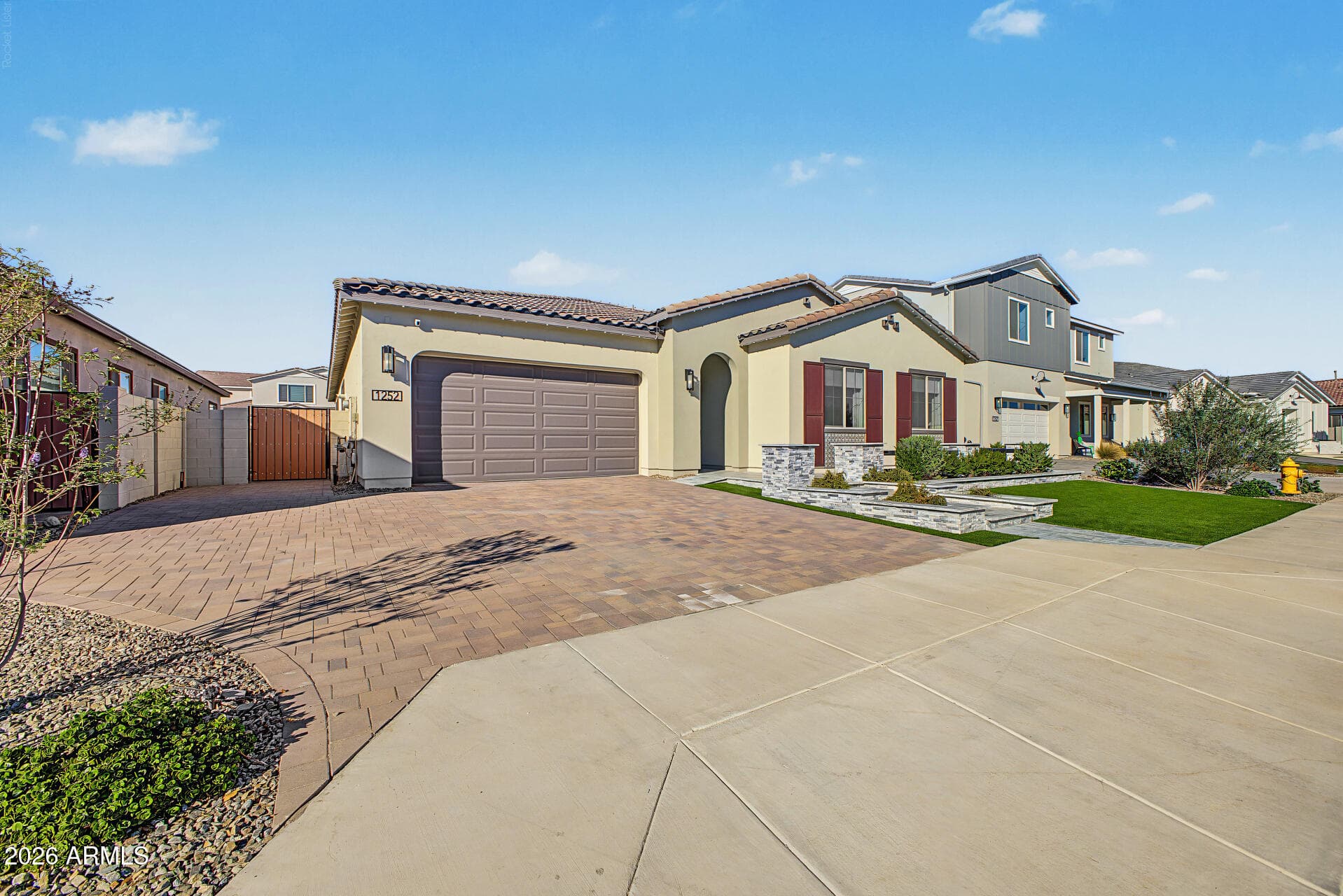 1252 E Coconino Way — photo 3