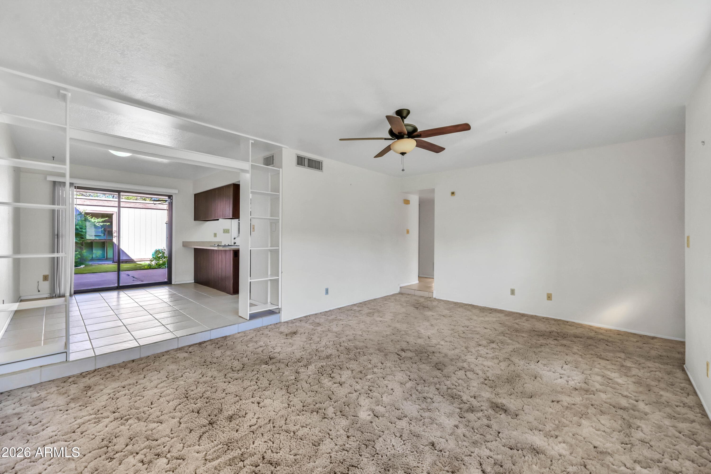 939 N Revere Street — photo 8