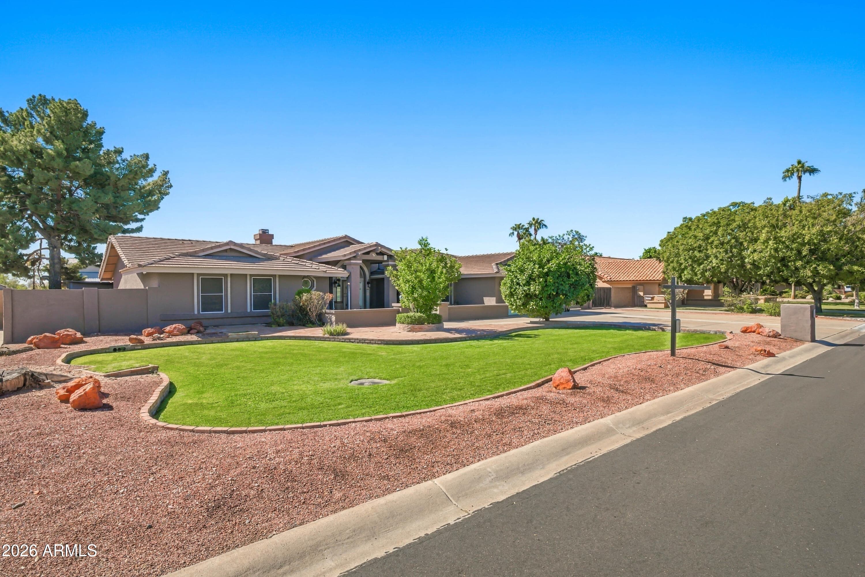 8621 W Via Montoya Drive — photo 3