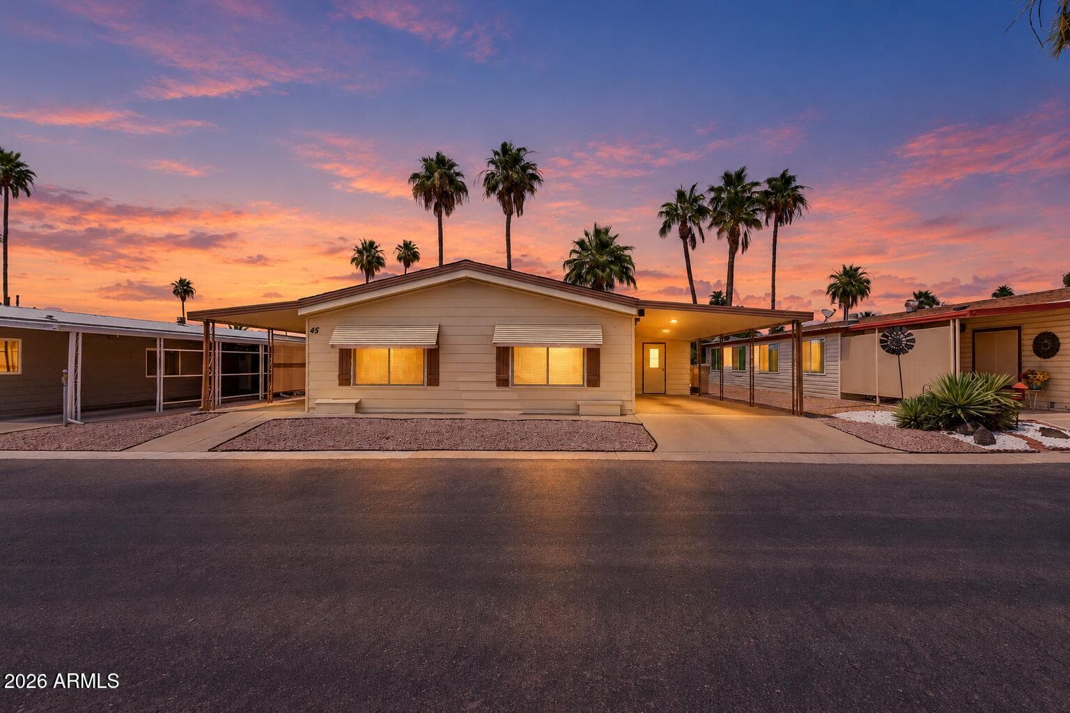 9302 E Broadway Road 45