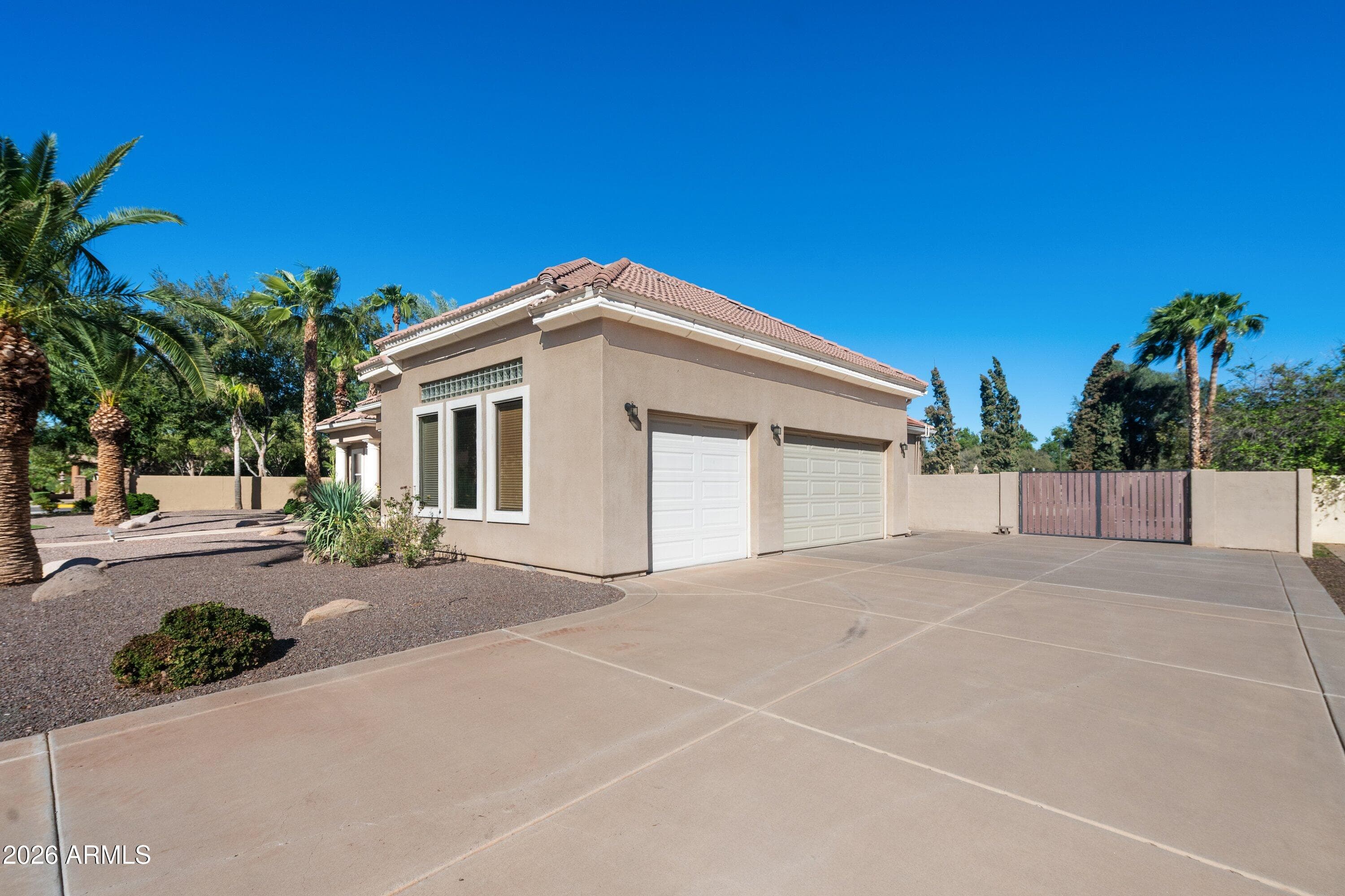 355 S Balboa Drive — photo 5