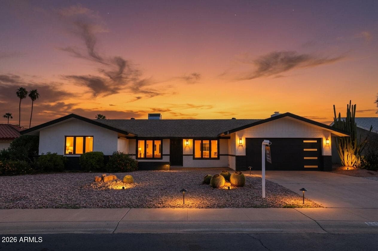 623 E La Jolla Drive