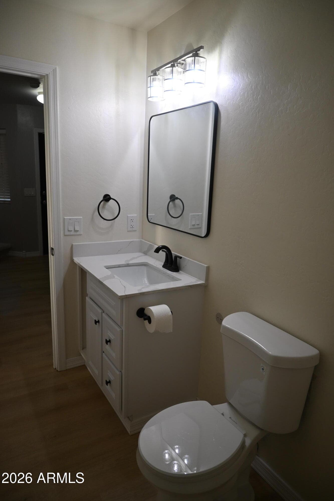 6834 S 40th Lane — photo 3