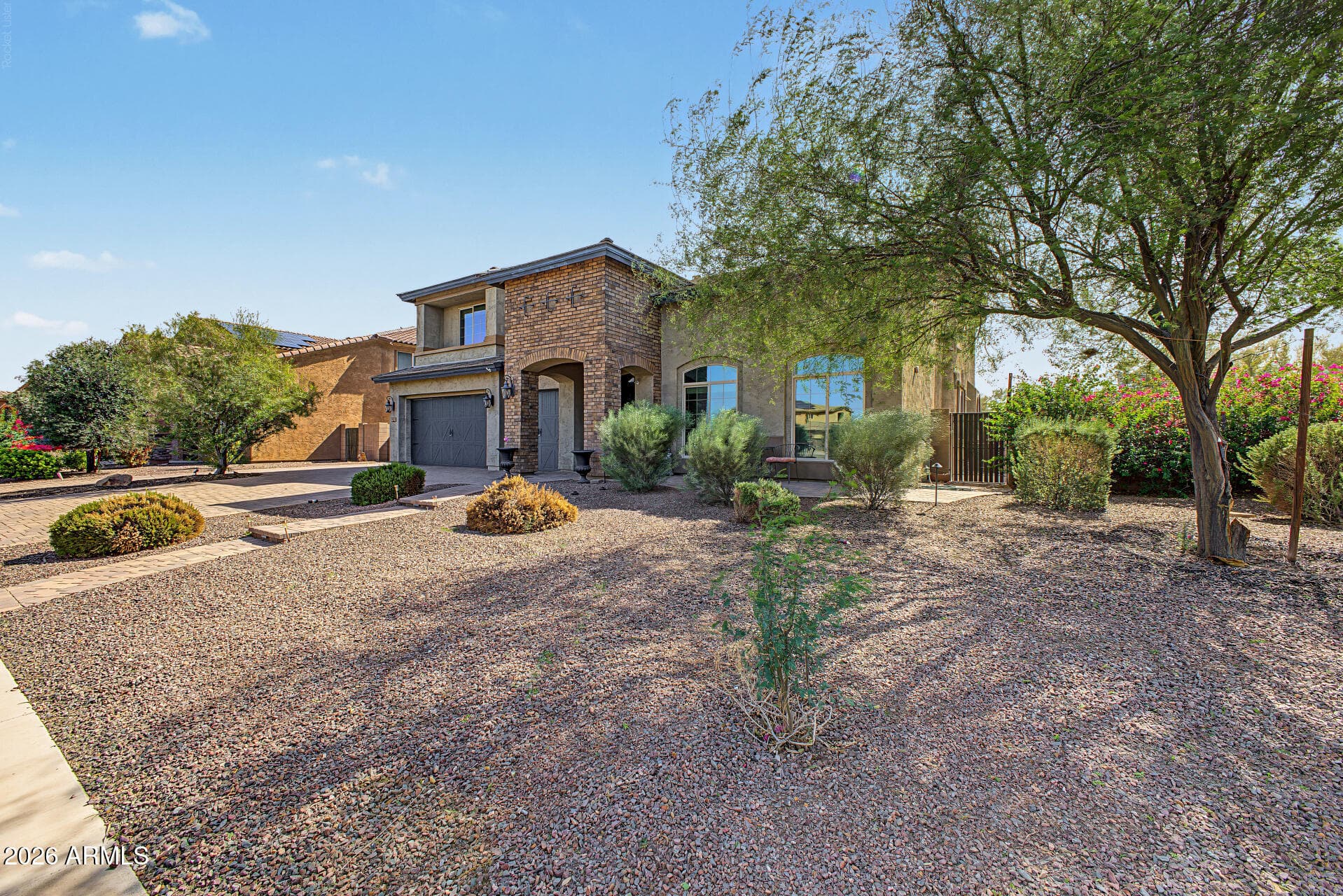 18155 W Sells Drive — photo 4