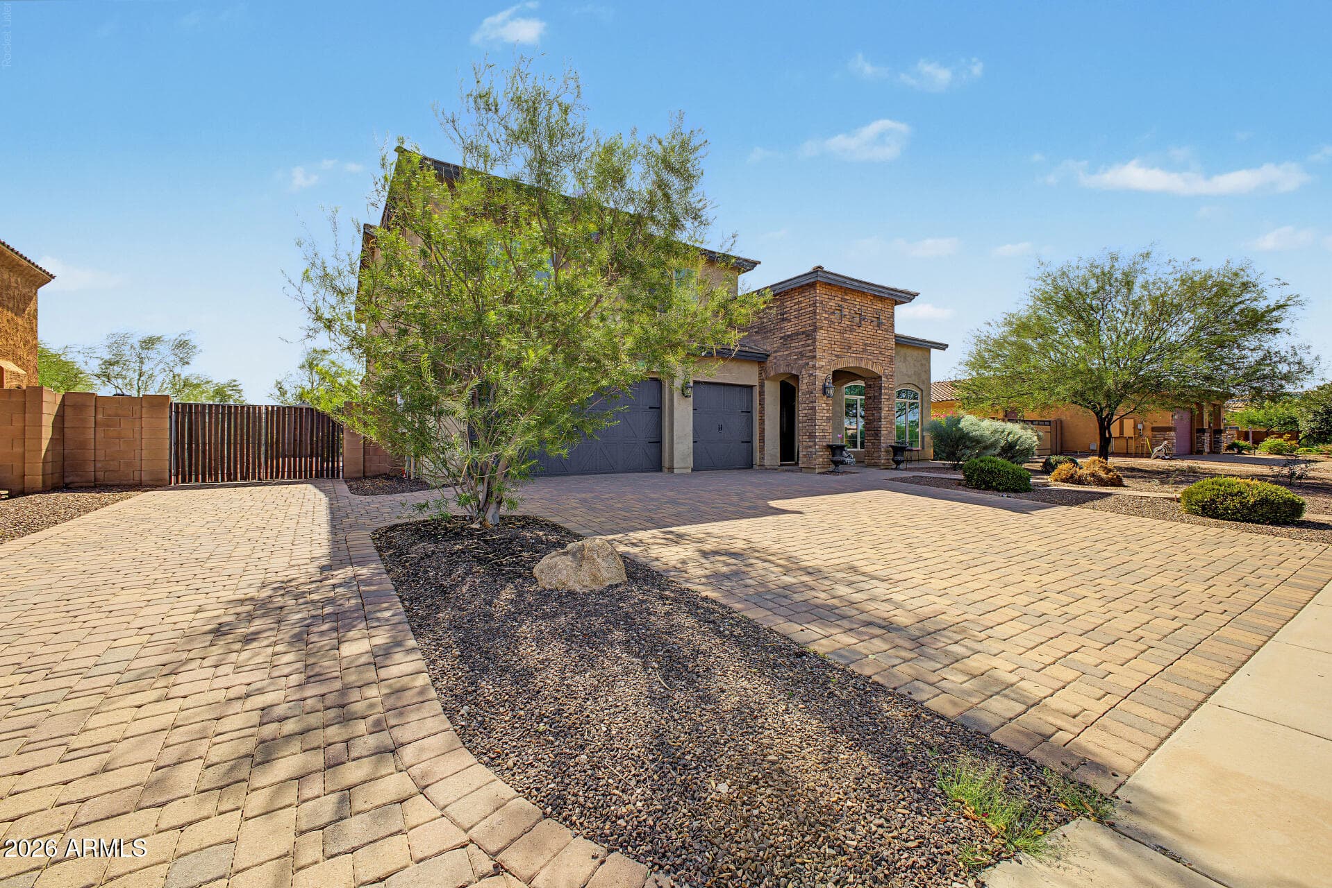 18155 W Sells Drive — photo 3