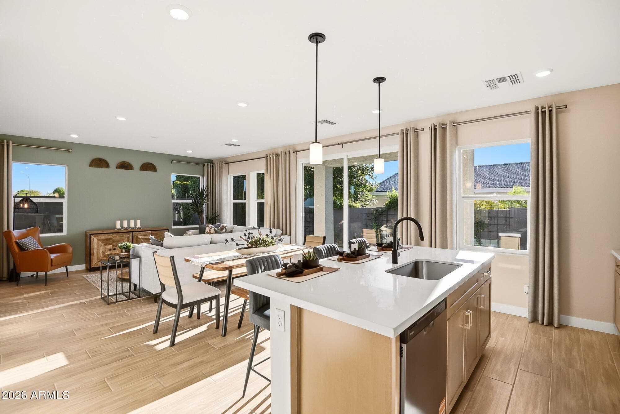 1827 E Kramer Street — photo 8