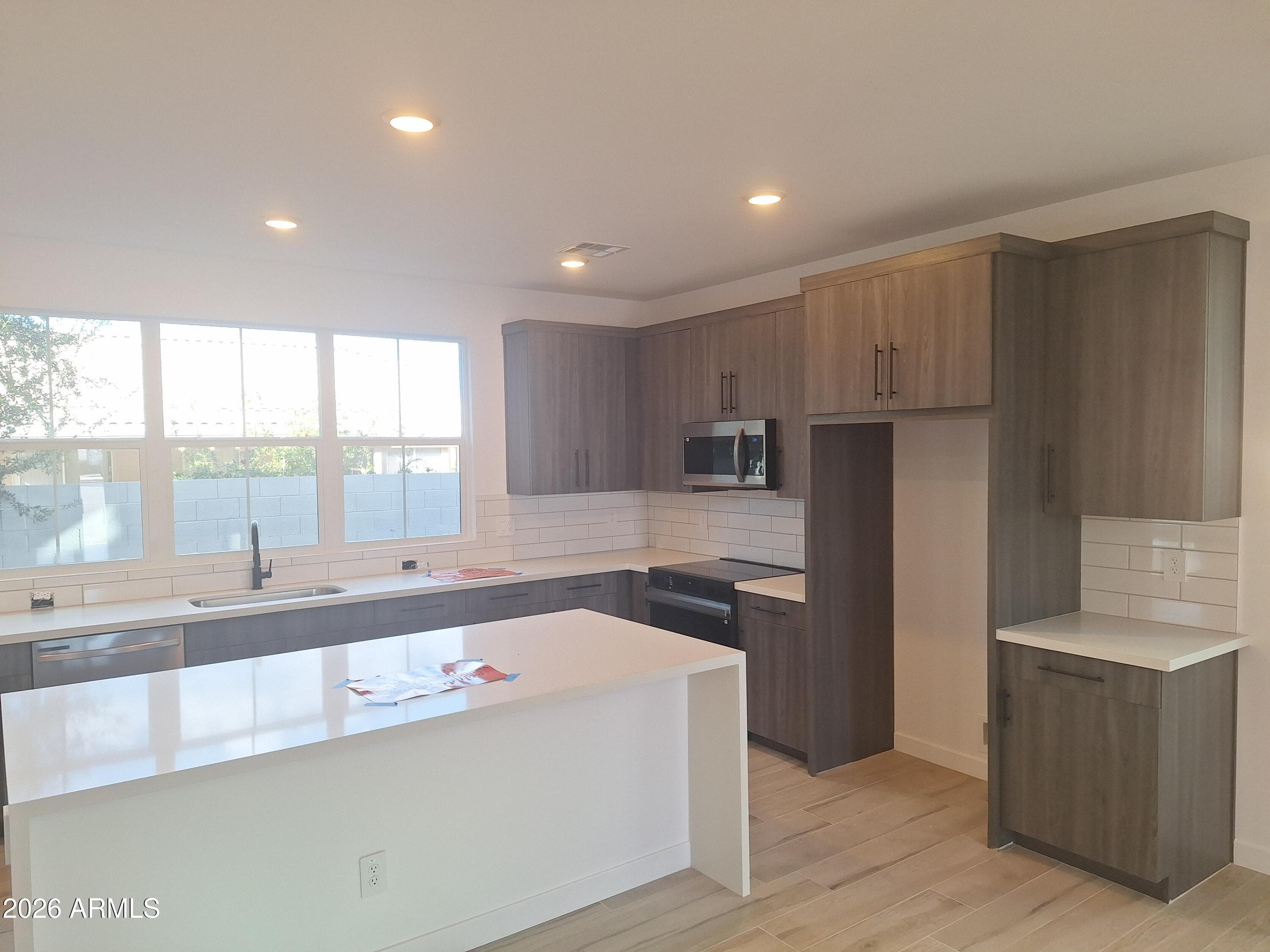 2338 E Stephens Court — photo 3