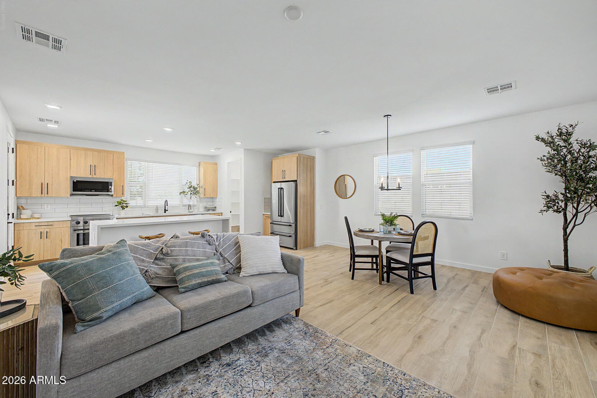2338 E Stephens Court — photo 4