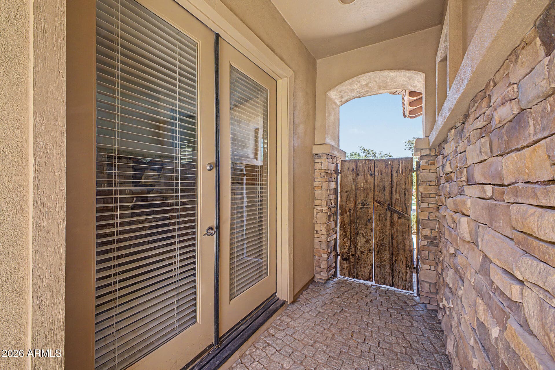 3238 E Mountain Village Circle — photo 4