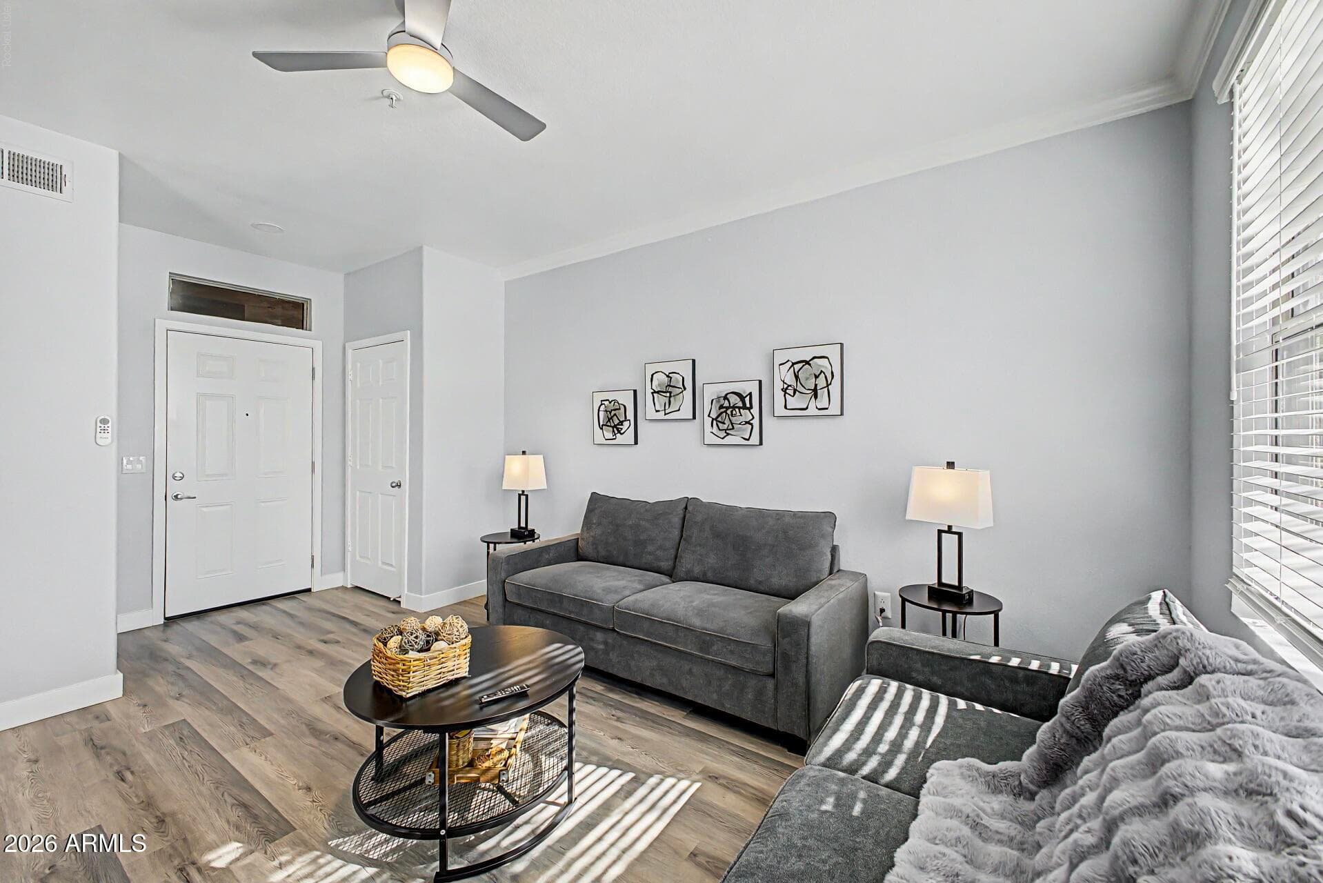 20100 N 78th Place 1007 — photo 5