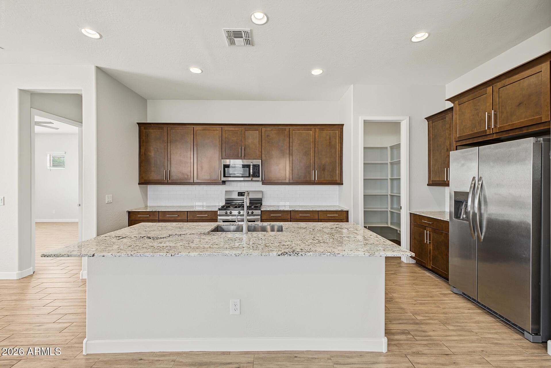 19004 W Cortez Street — photo 3