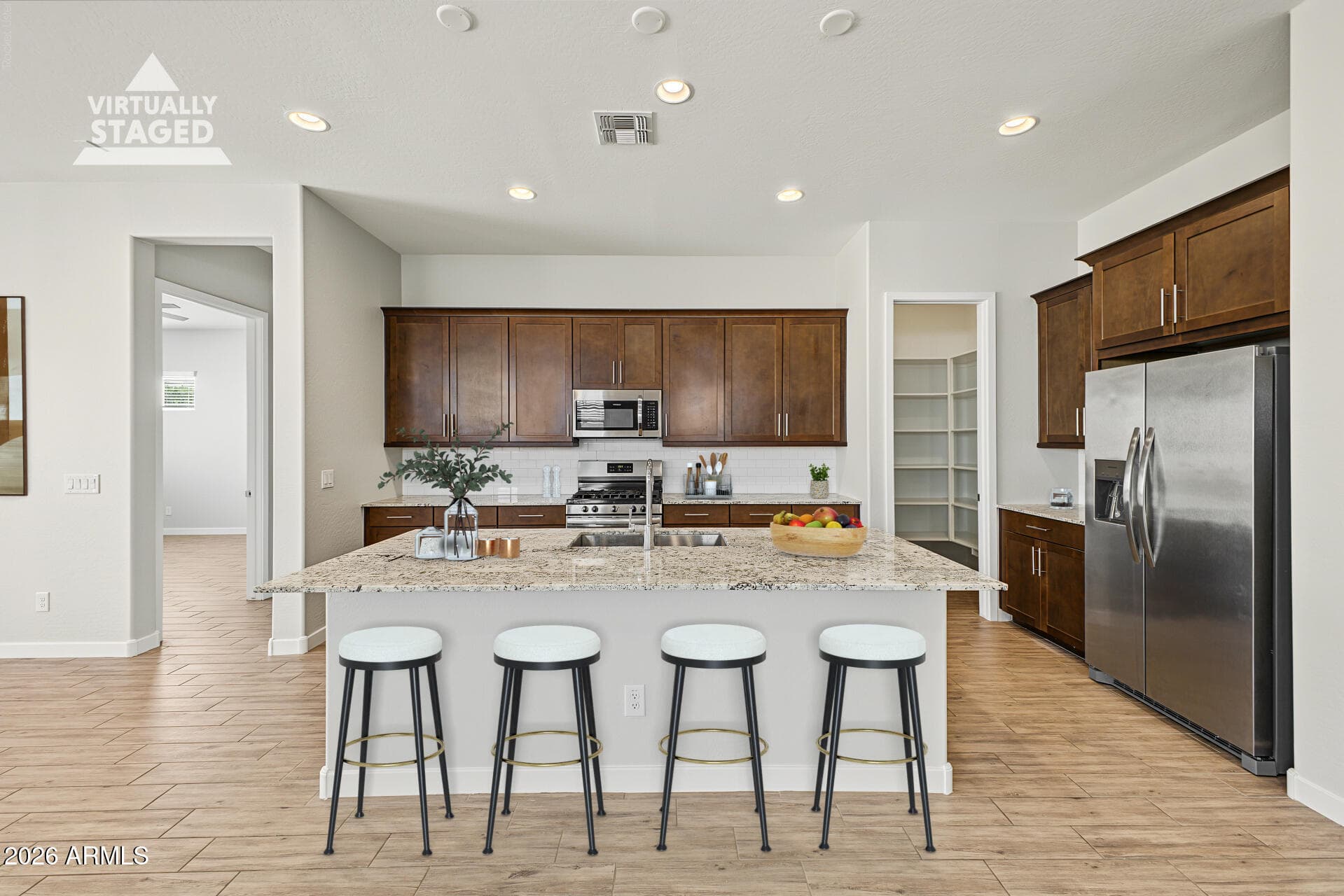 19004 W Cortez Street — photo 2