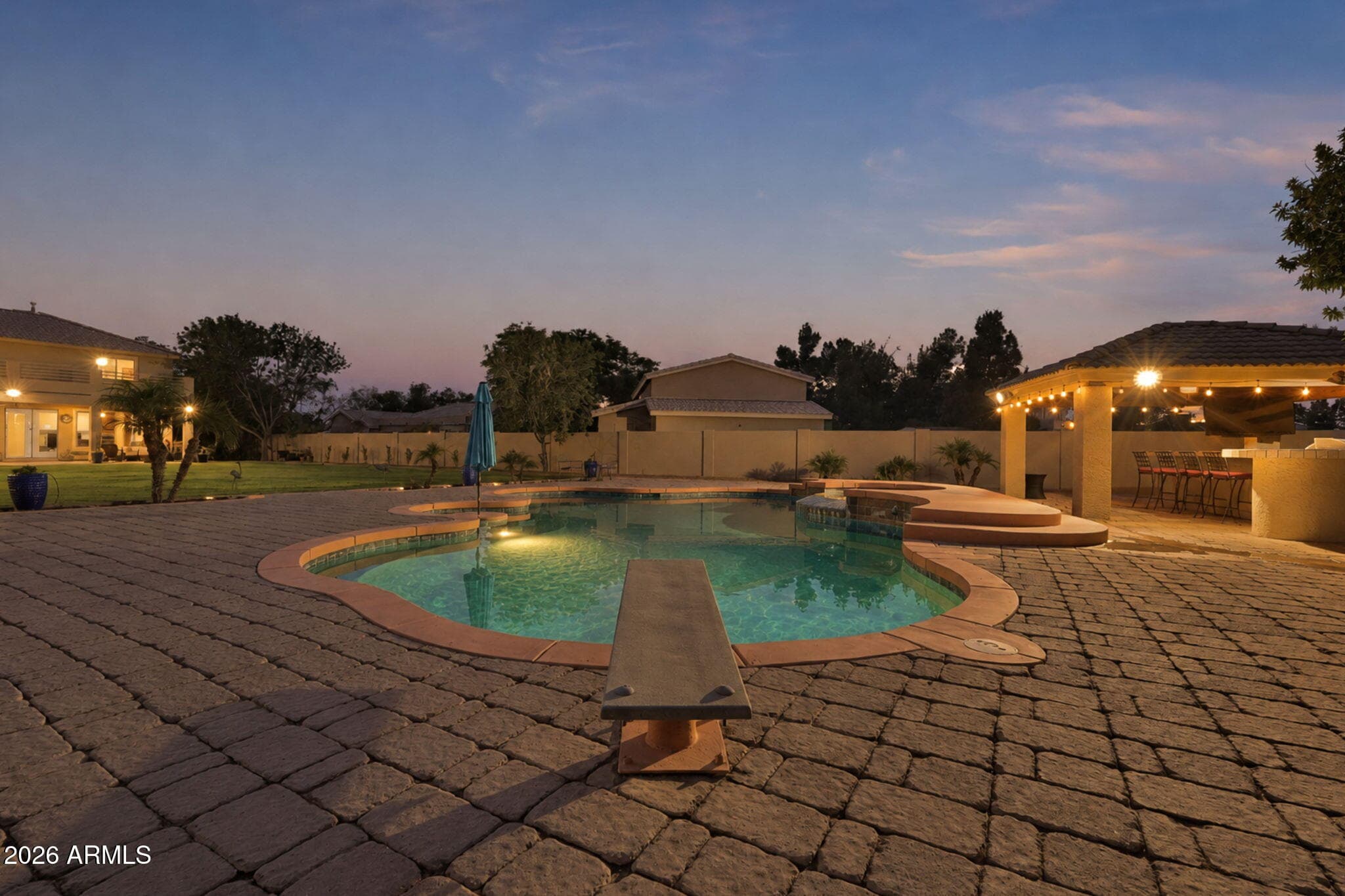 8382 W San Miguel Avenue — photo 4