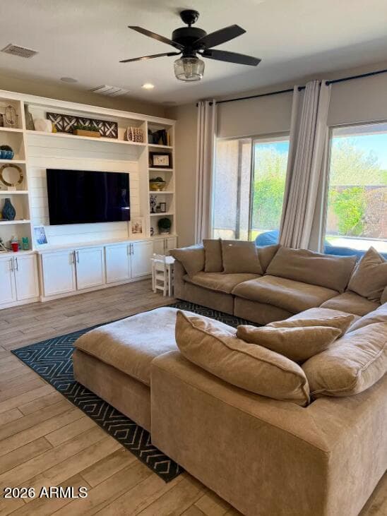 7365 S Marin Drive — photo 3