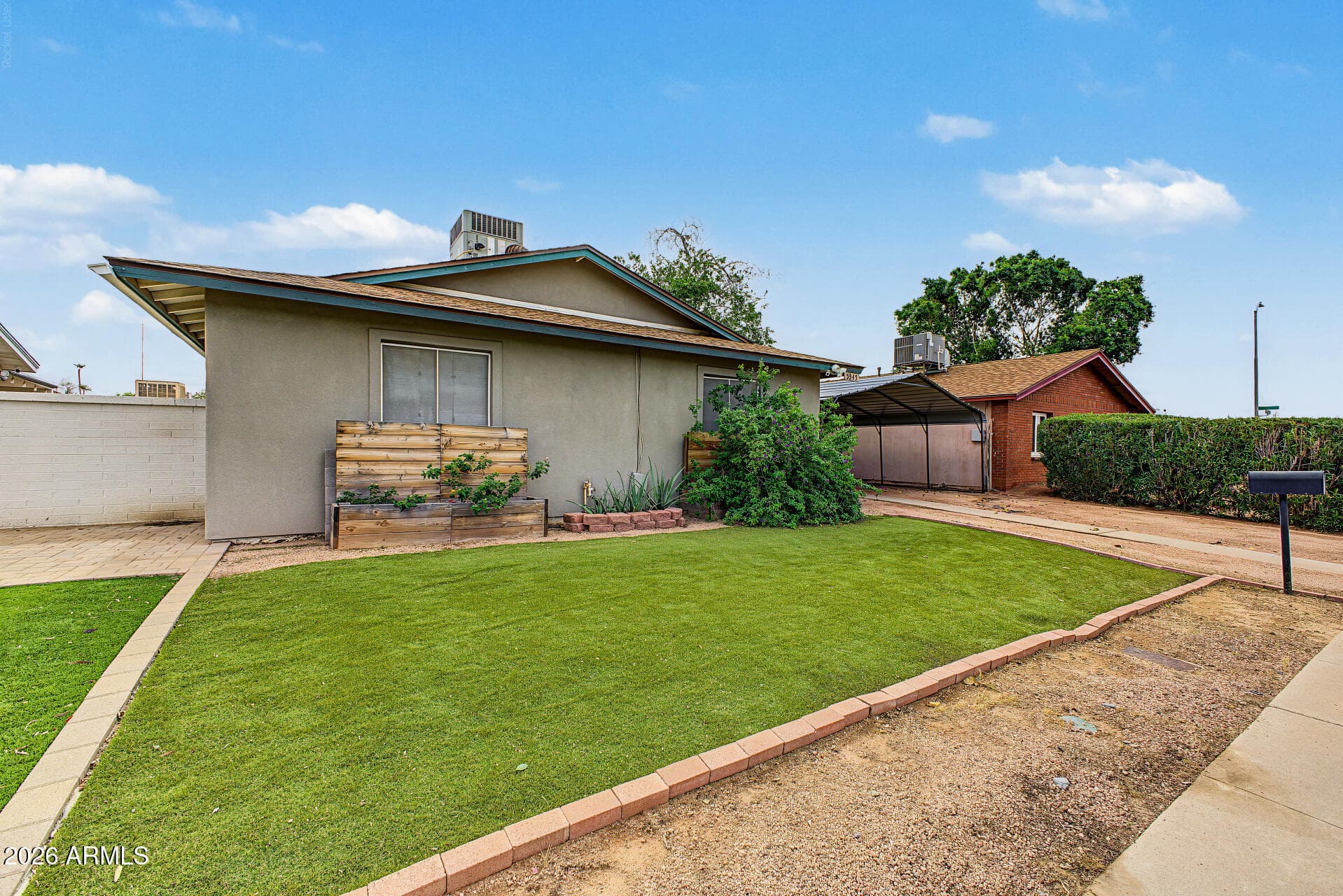5345 W Country Gables Drive — photo 2