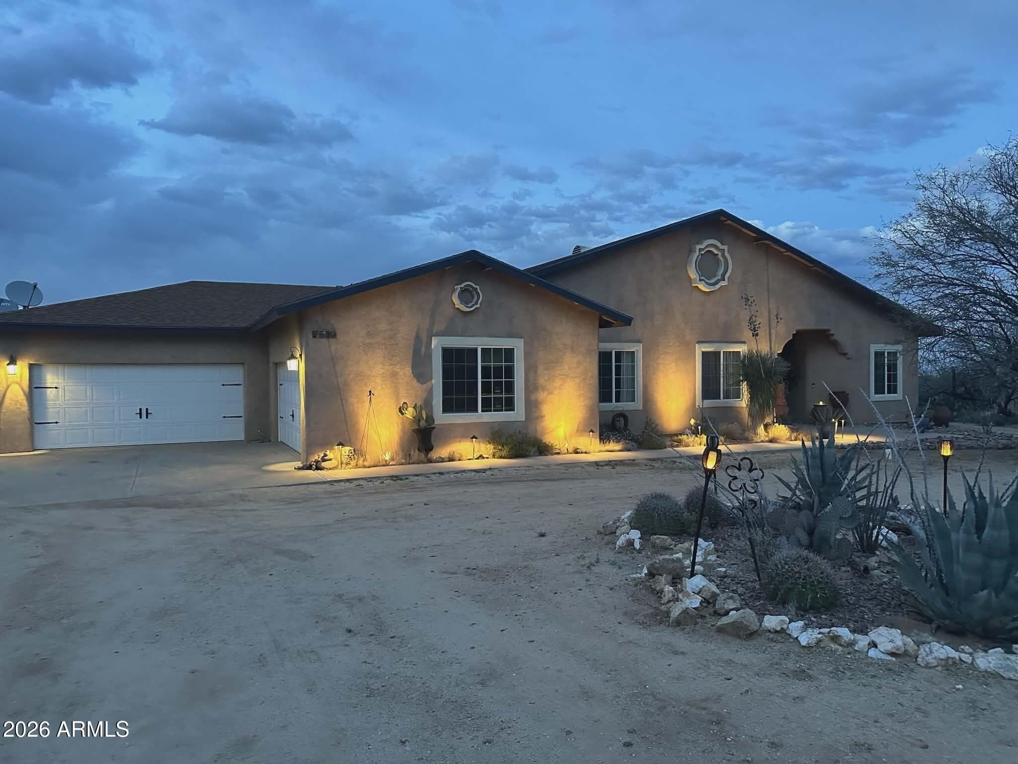 7530 W Bucking Horse Road, Sahuarita, Arizona