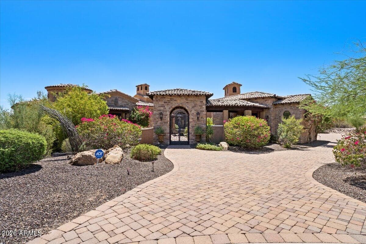 13027 E Saddlehorn Trail