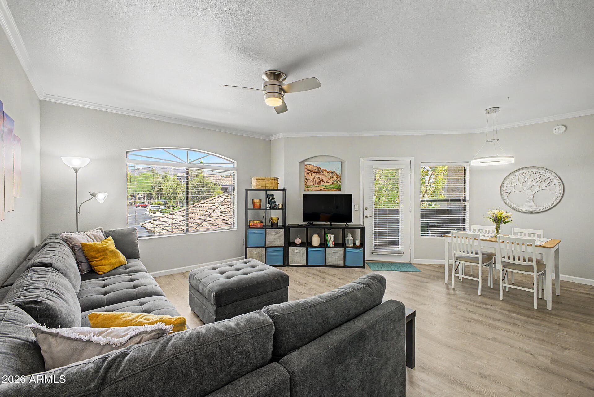 15095 N Thompson Peak Parkway 2090