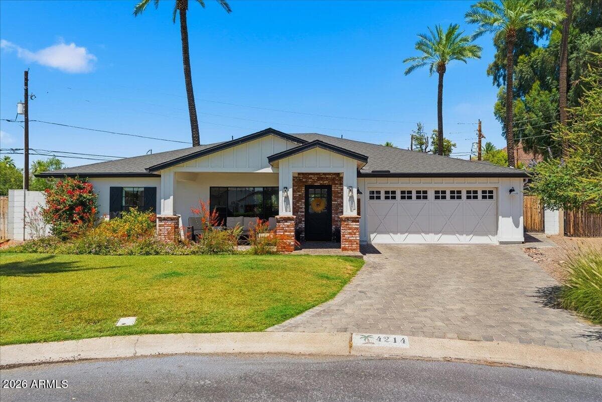 4214 E Turney Avenue
