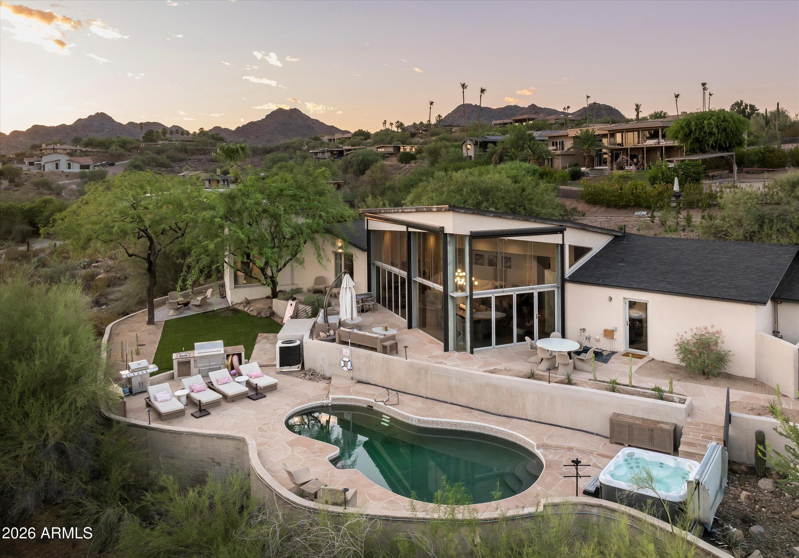 4330 E Mcdonald Drive, Paradise Valley, Arizona