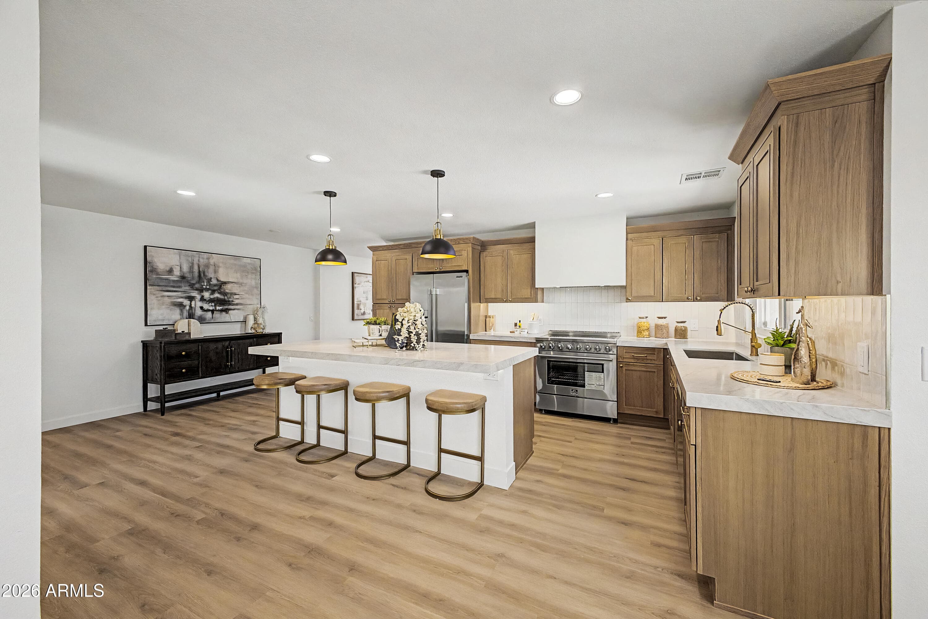 4916 W Grovers Avenue, Glendale, Arizona