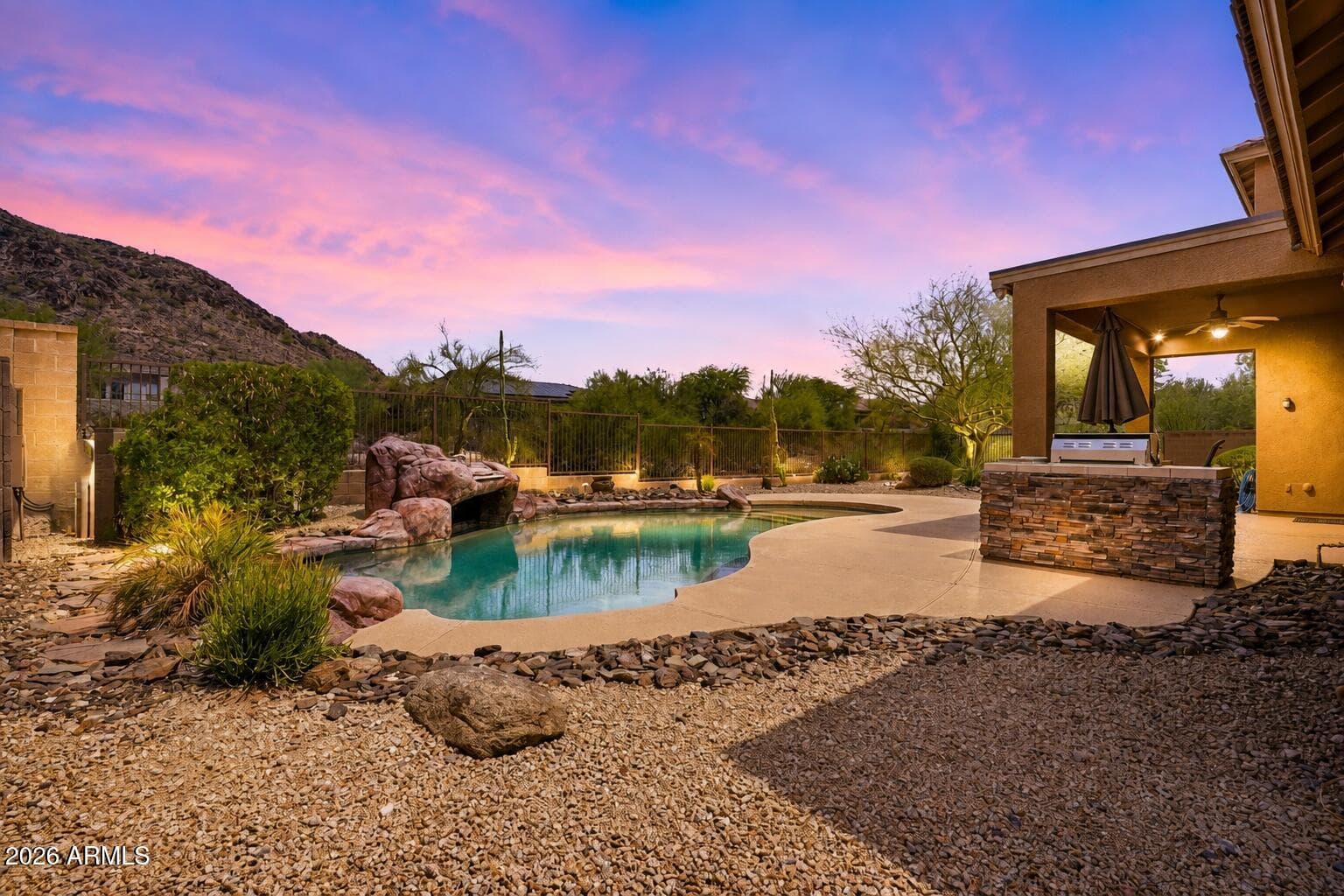 8342 W Buckhorn Trail, Peoria, Arizona